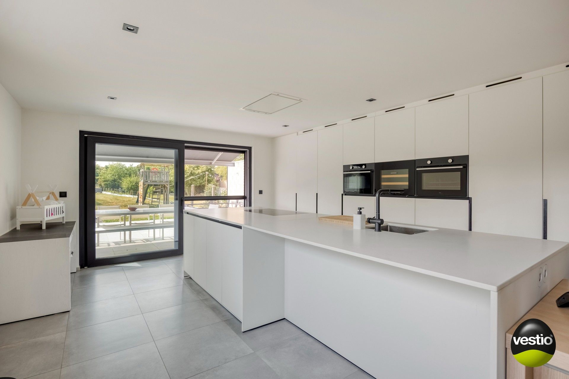 GERENOVEERDE, ENERGIEZUINIGE WONING OP RUSTIGE LOCATIE foto 14