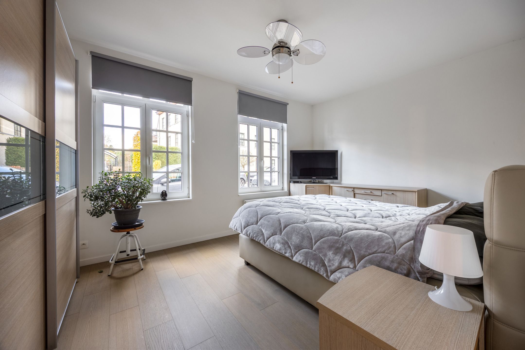 Instapklaar appartement met tuin in hartje Zandhoven foto 6