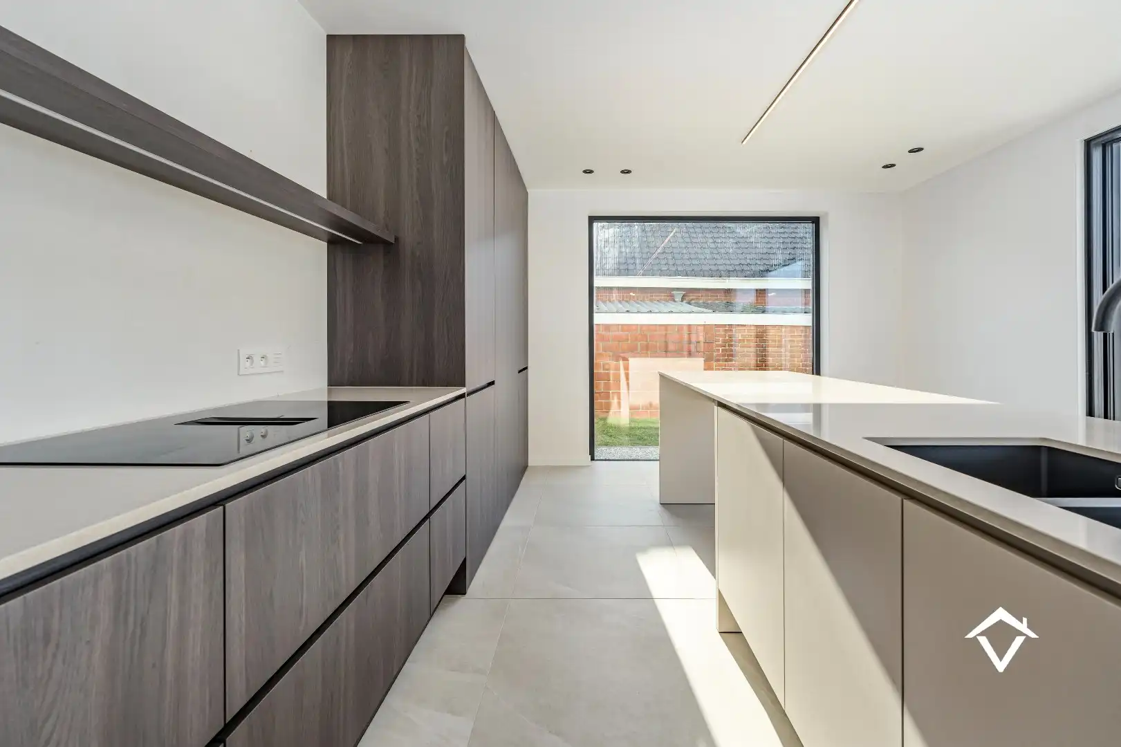 Prachtige, alleenstaande woning met 3 slaapkamers en tuin op een rustige ligging te Gits foto 8