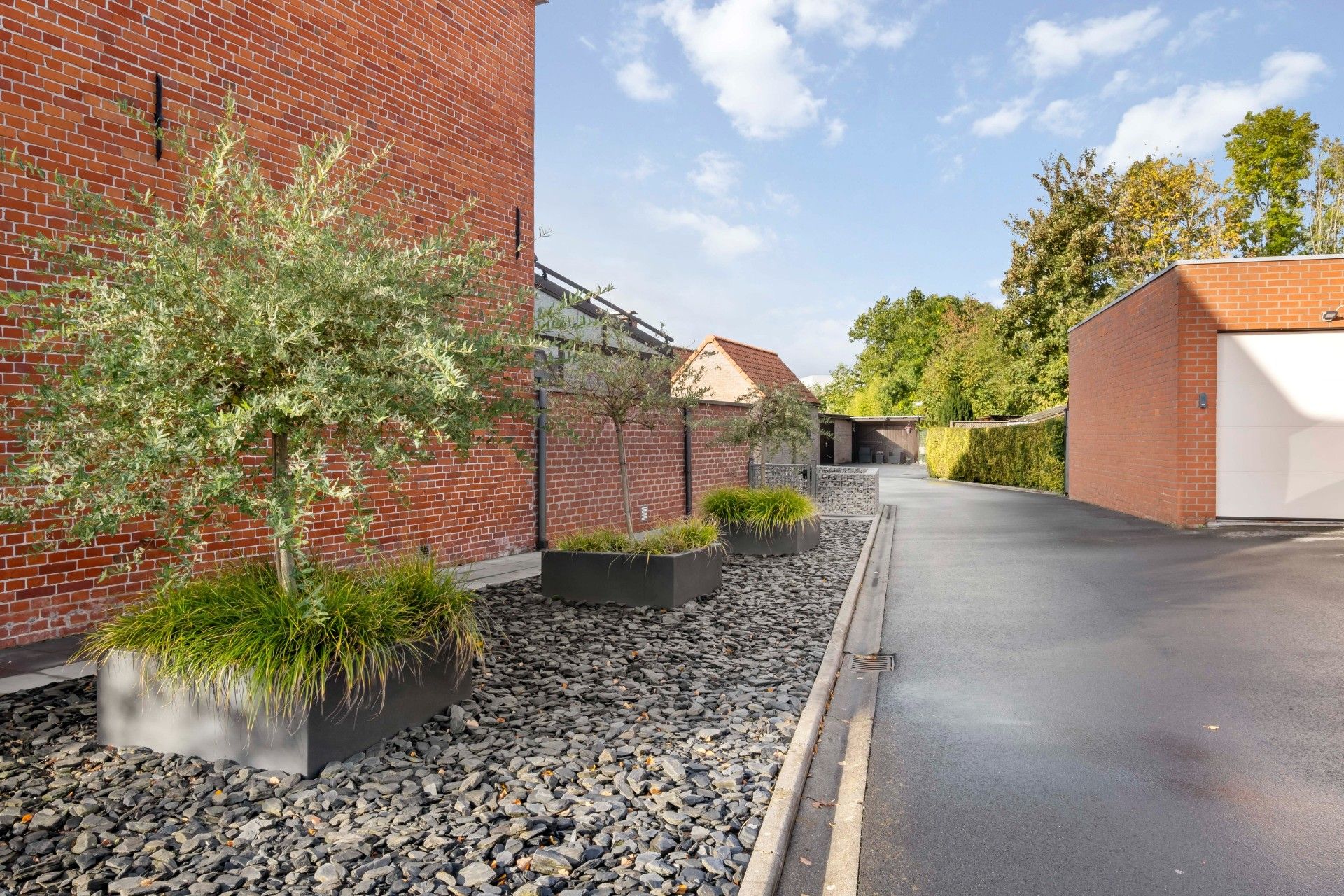 Leuke half open woning met 3 slaapkamers en garage foto 21