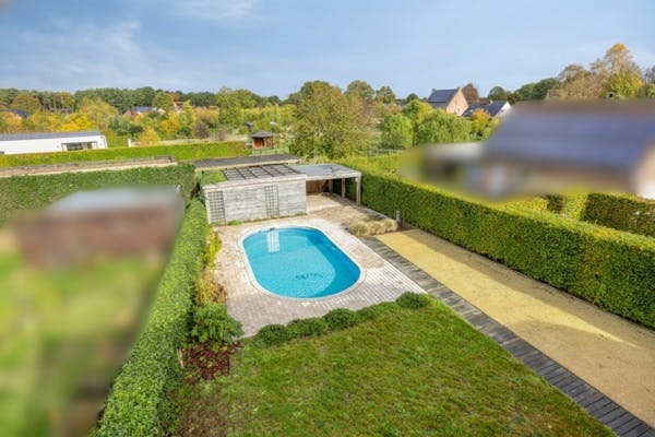 Vrijstaande woning met 4 slaapkamers te koop in Geel foto 4