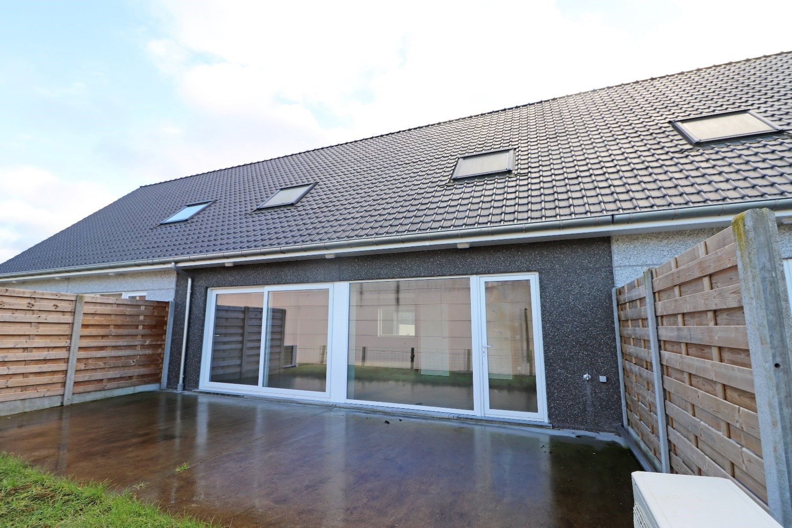 Nieuwbouwwoning met garage (+ warmtepomp) foto 8