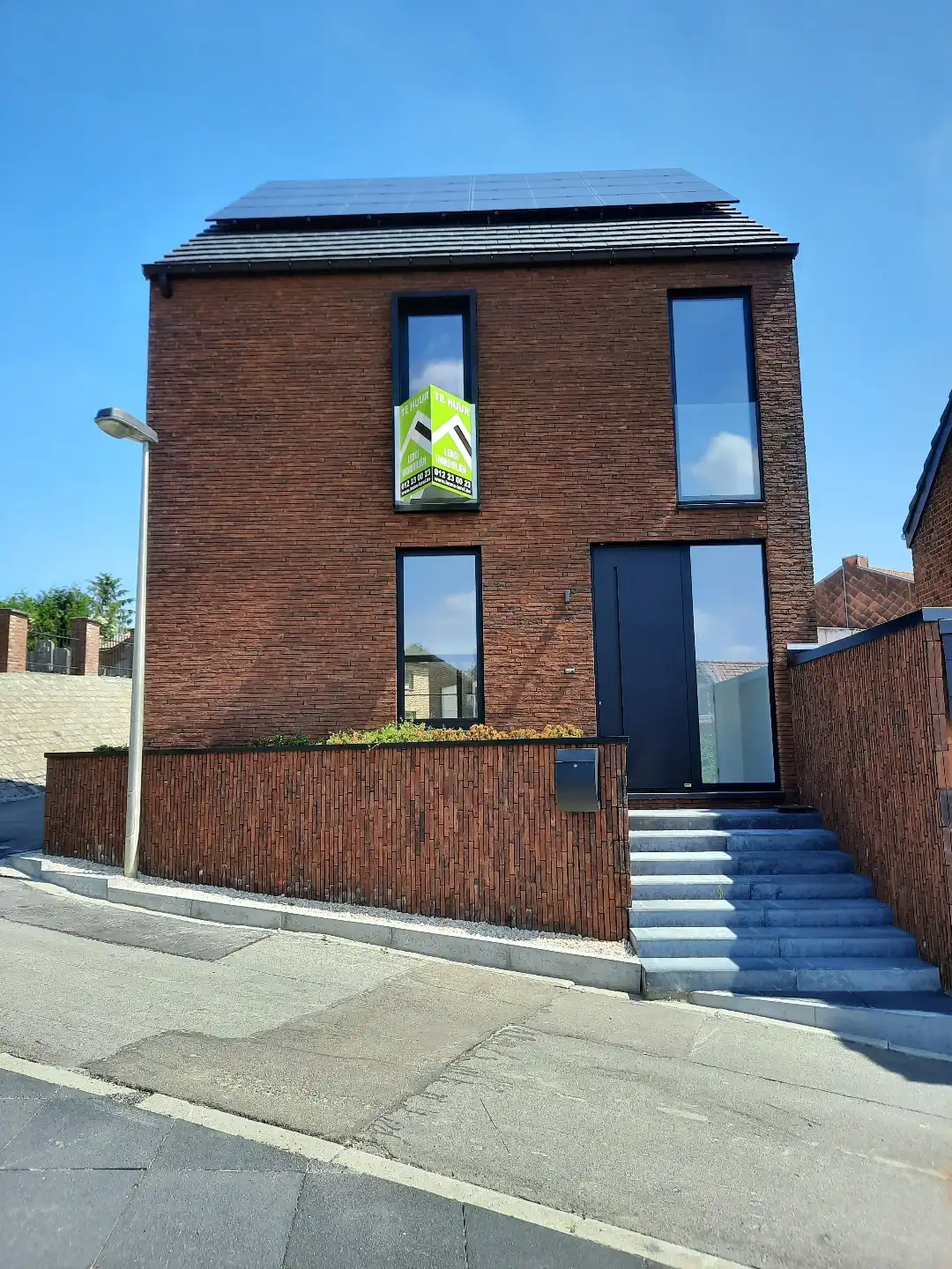 PRACHTIG AFGEWERKTE WONING (2020) foto {{pictureIndex}}