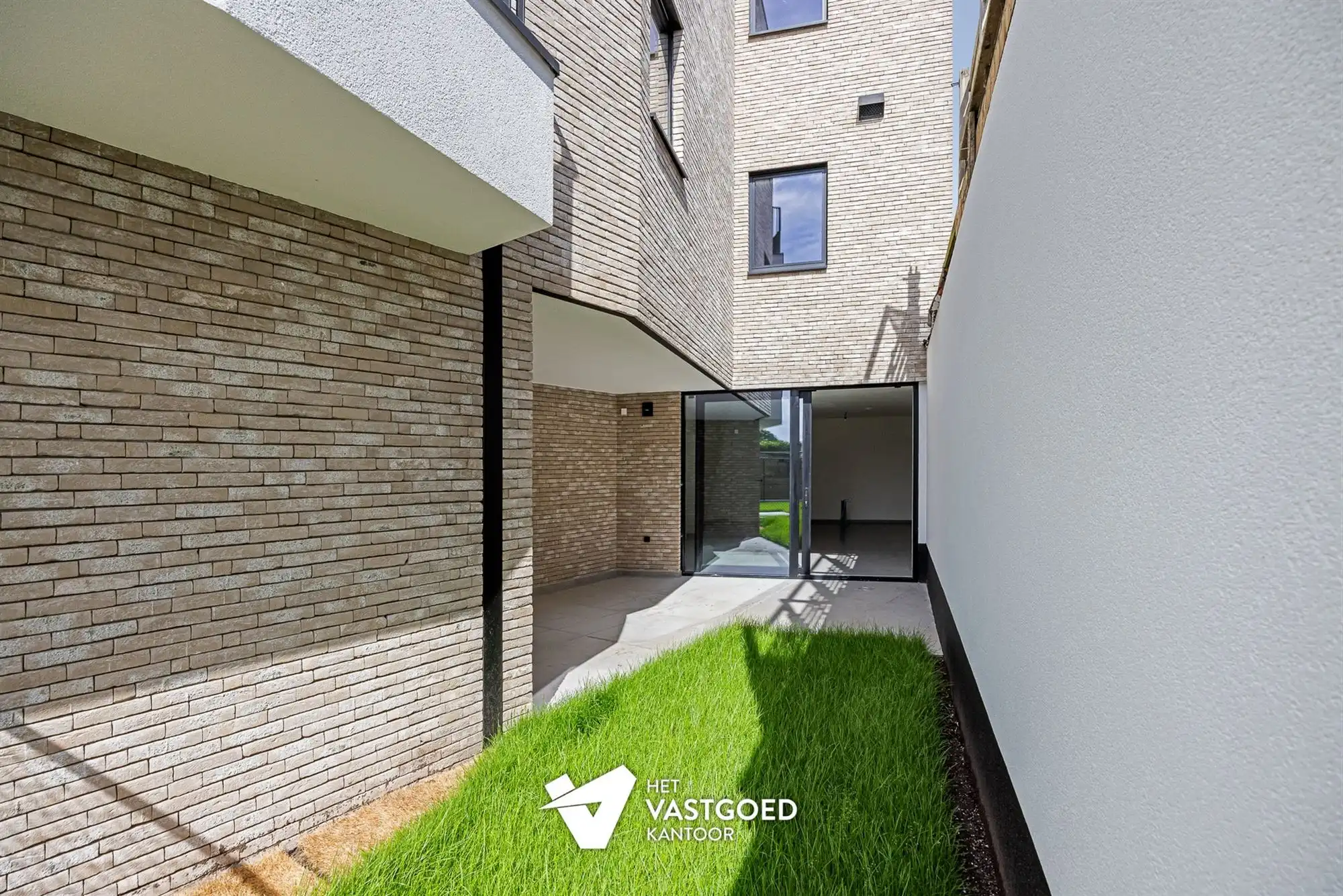 GELIJKVLOERS WONEN MET RUIM TERRAS (TUIN) - 6% BTW MOGELIJK! foto 20