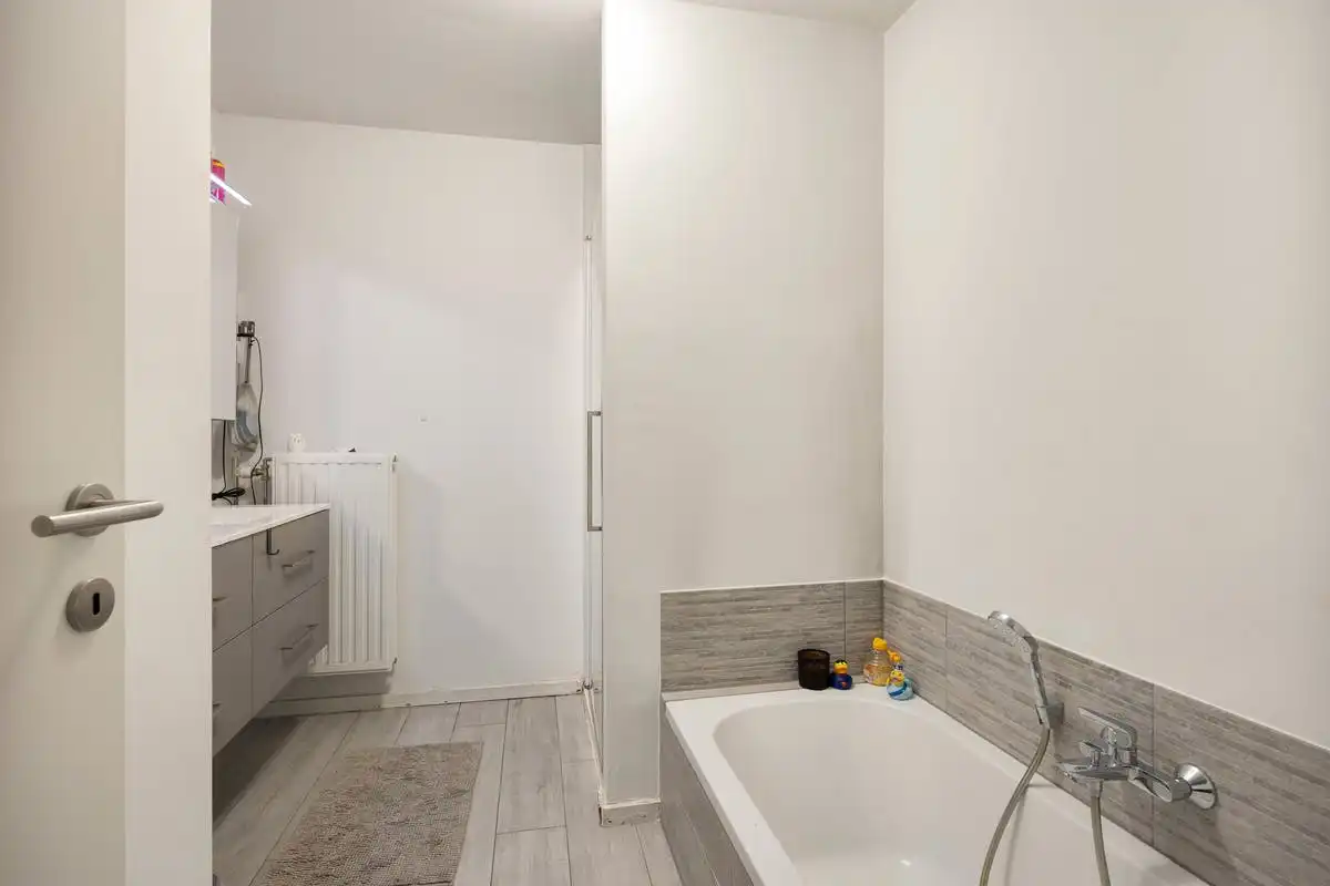 Gelijkvloers appartement met 2 staanplaatsen in Vilvoorde foto 13
