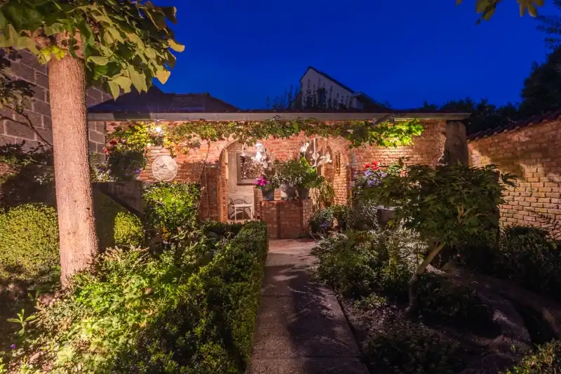 Unieke, instapklare  burgerwoning met 3 slaapkamers, aparte duplex- studio (co- housing, student...), Italiaanse tuin...(Energielabel B,  zonnepanelen...) foto 29