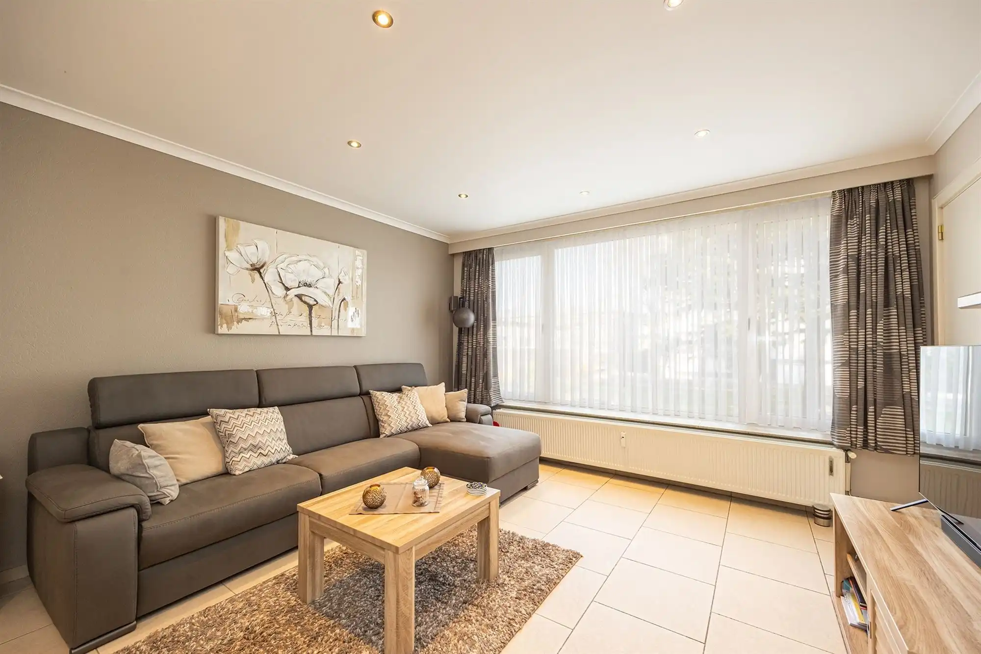 Instapklaar appartement met 3 slaapkamers en garage foto 4