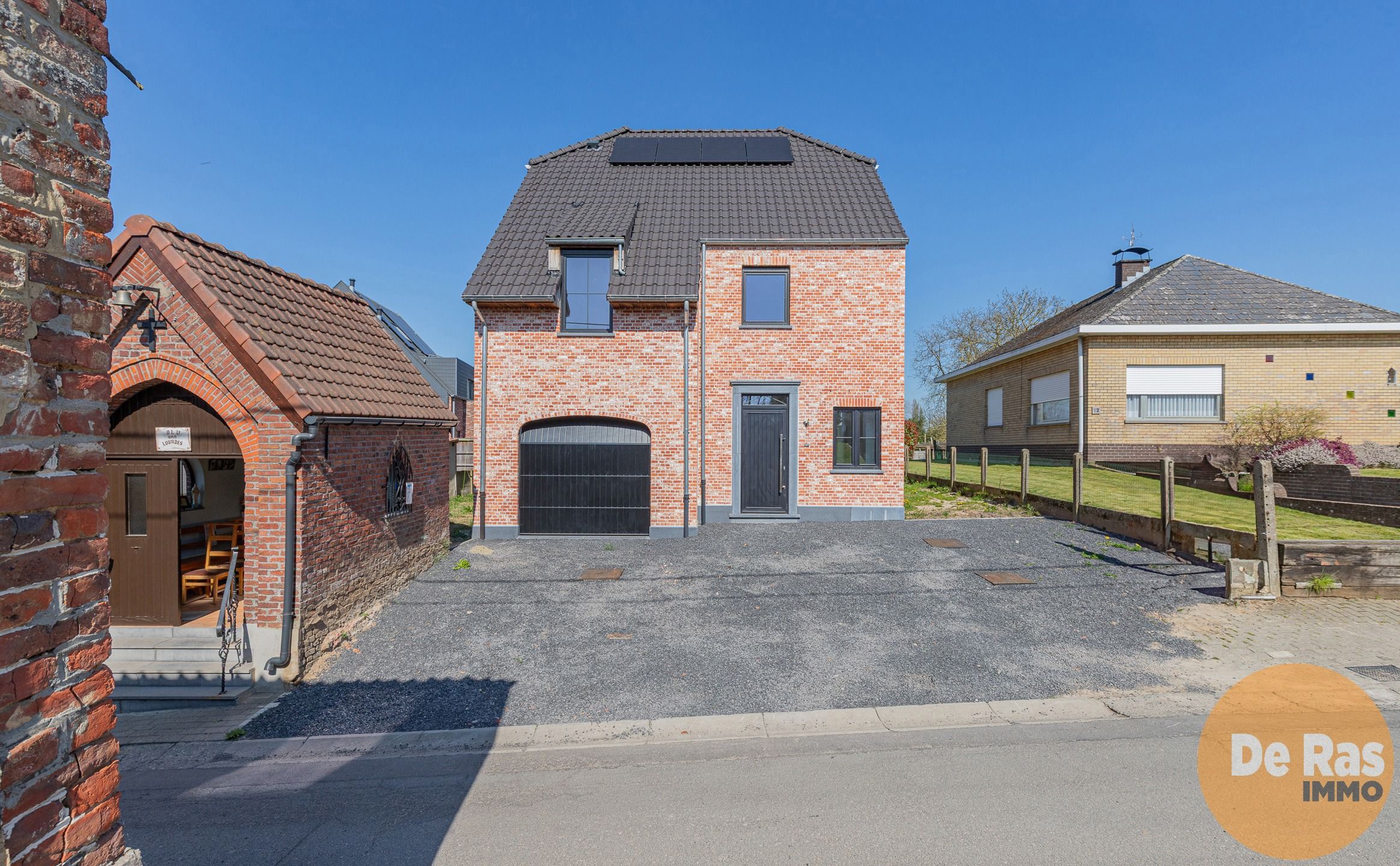 KERKSKEN - Ruime nieuwbouwwoning met 4slpk, garage en tuin! foto {{pictureIndex}}