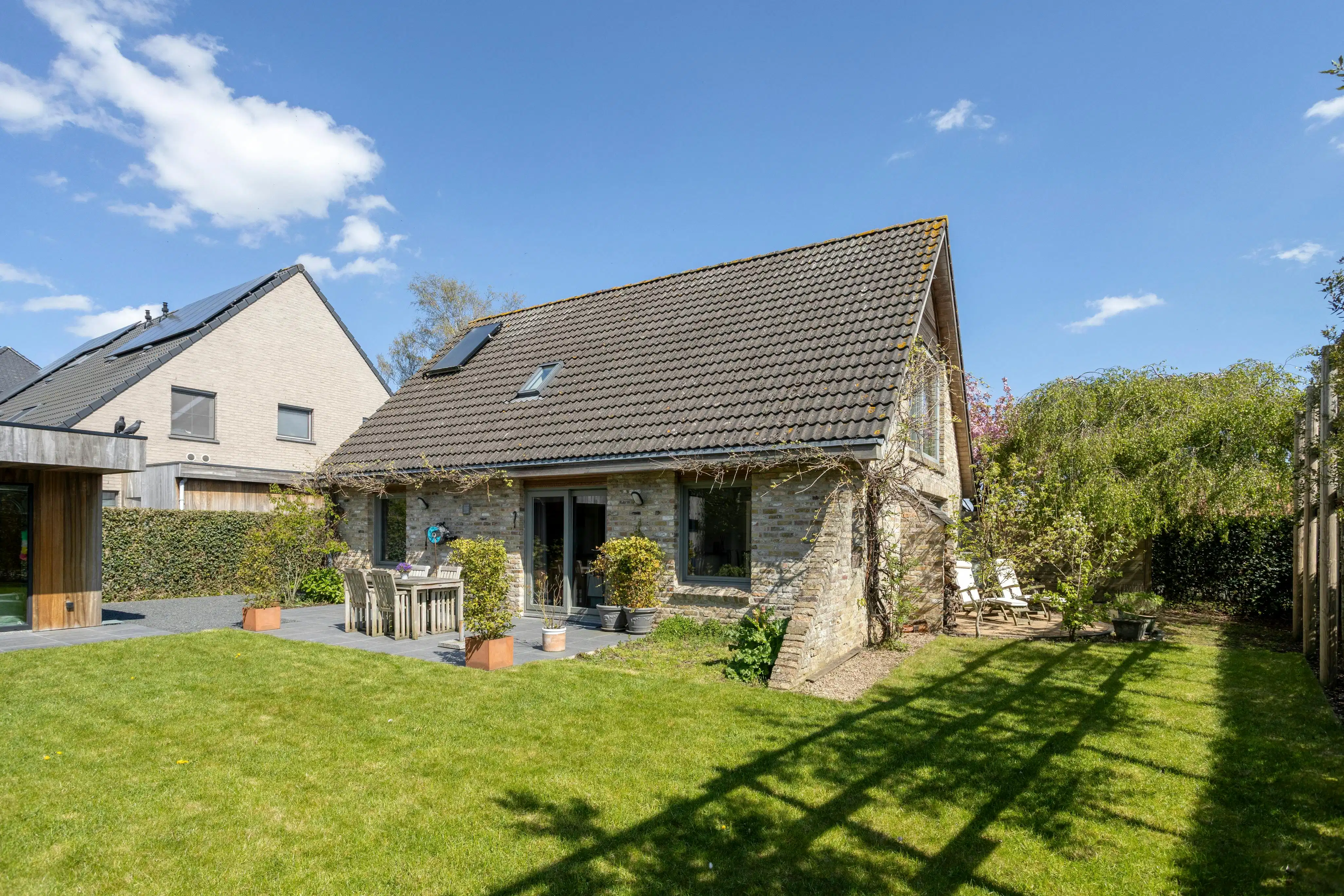 Vrijstaand huis met bijgebouw te koop in Sijsele (Damme) foto 2