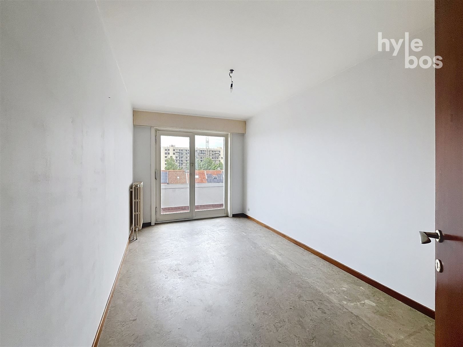 Centraal gelegen, lichtrijk 3 slaapkamer appartement  foto 8