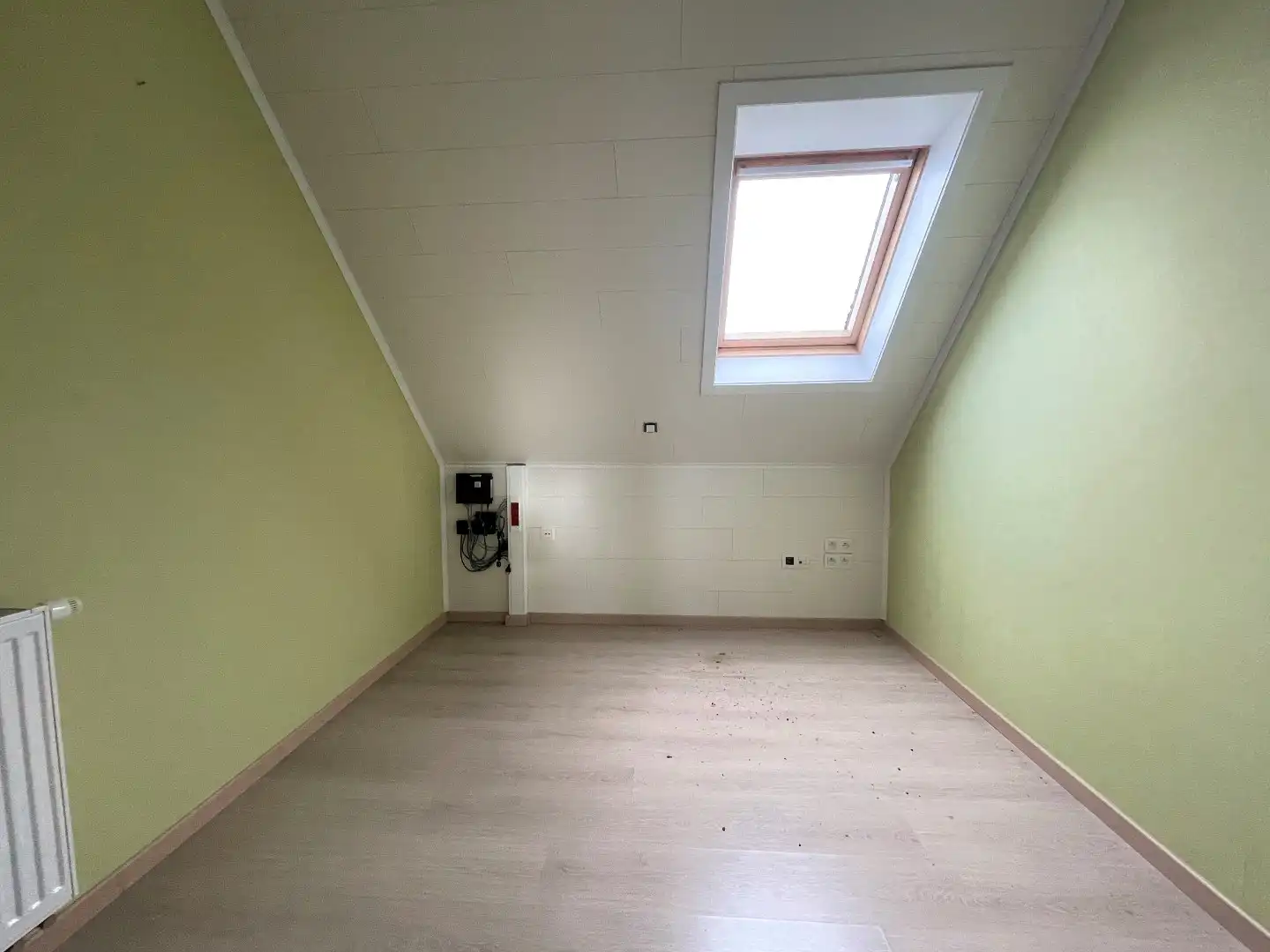 Ruime  woning met 4 slaapkamers en terras in centrum Tielt foto 10