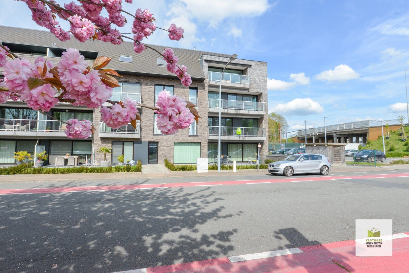 Zeer lichtrijk 2-slaapkamer appartement met terras op toplocatie foto {{pictureIndex}}