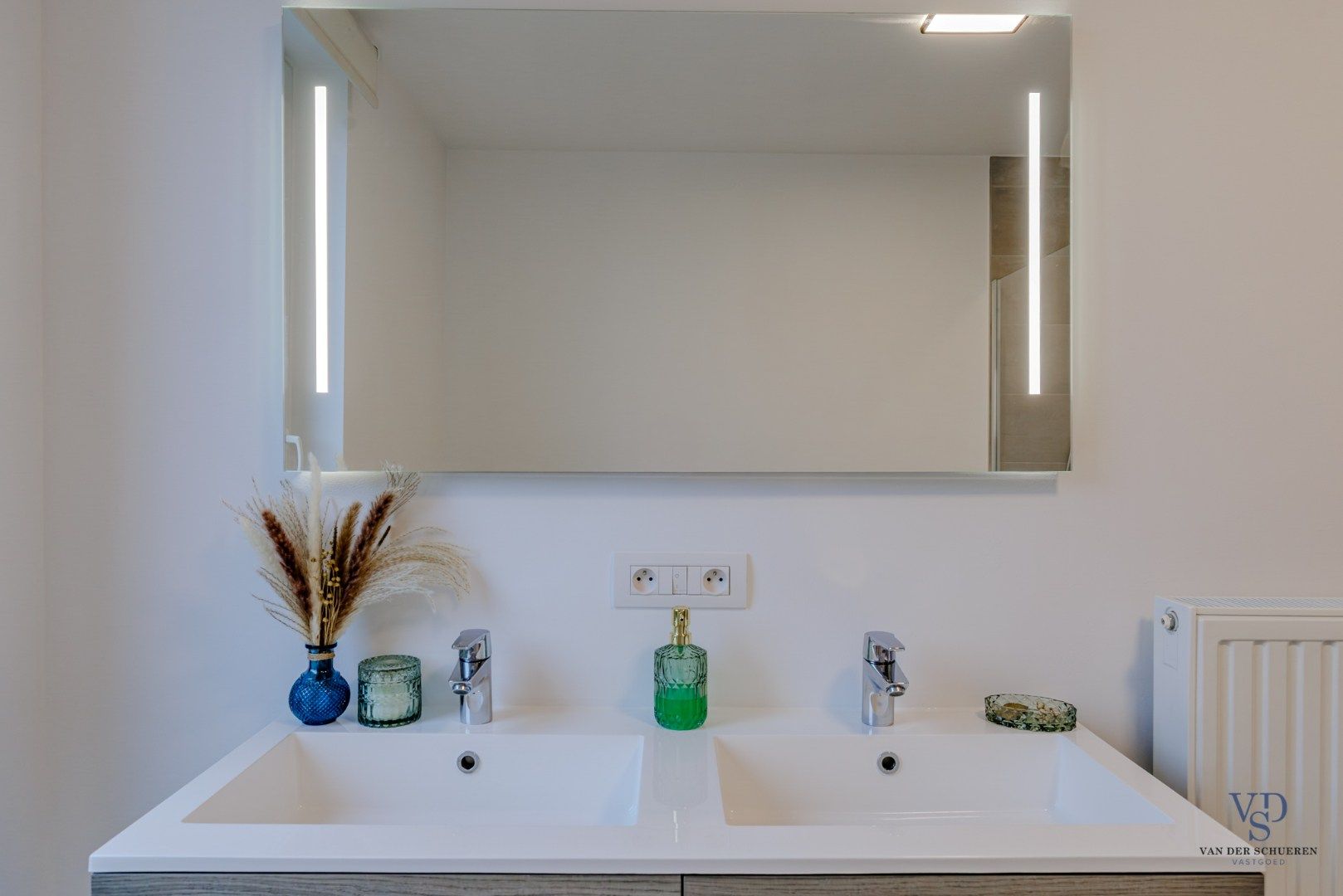 Recente, quasi-nieuwbouwwoning – instapklaar en energiezuinig (BEN) foto 27