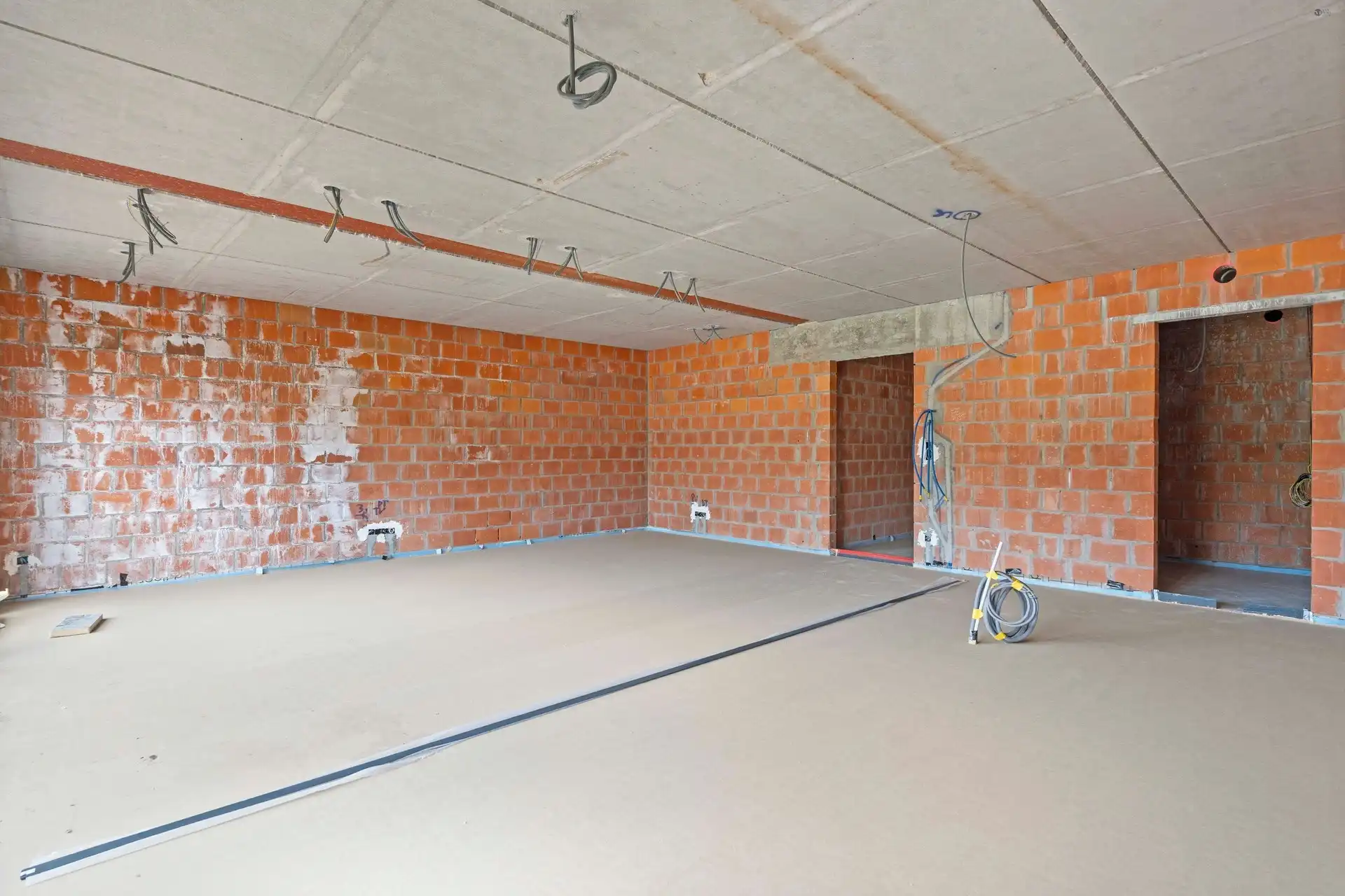 Ruim gelijkvloers nieuwbouwappartement te Stekene foto 6