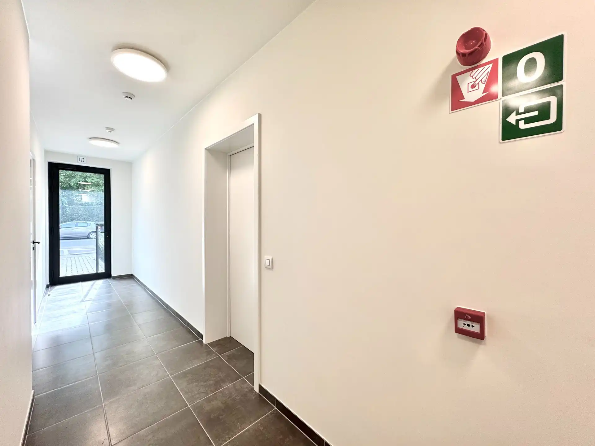 GELIJKVLOERS APP | 2 SLPKS | 2 BDKS | GARAGE | TUIN foto 4