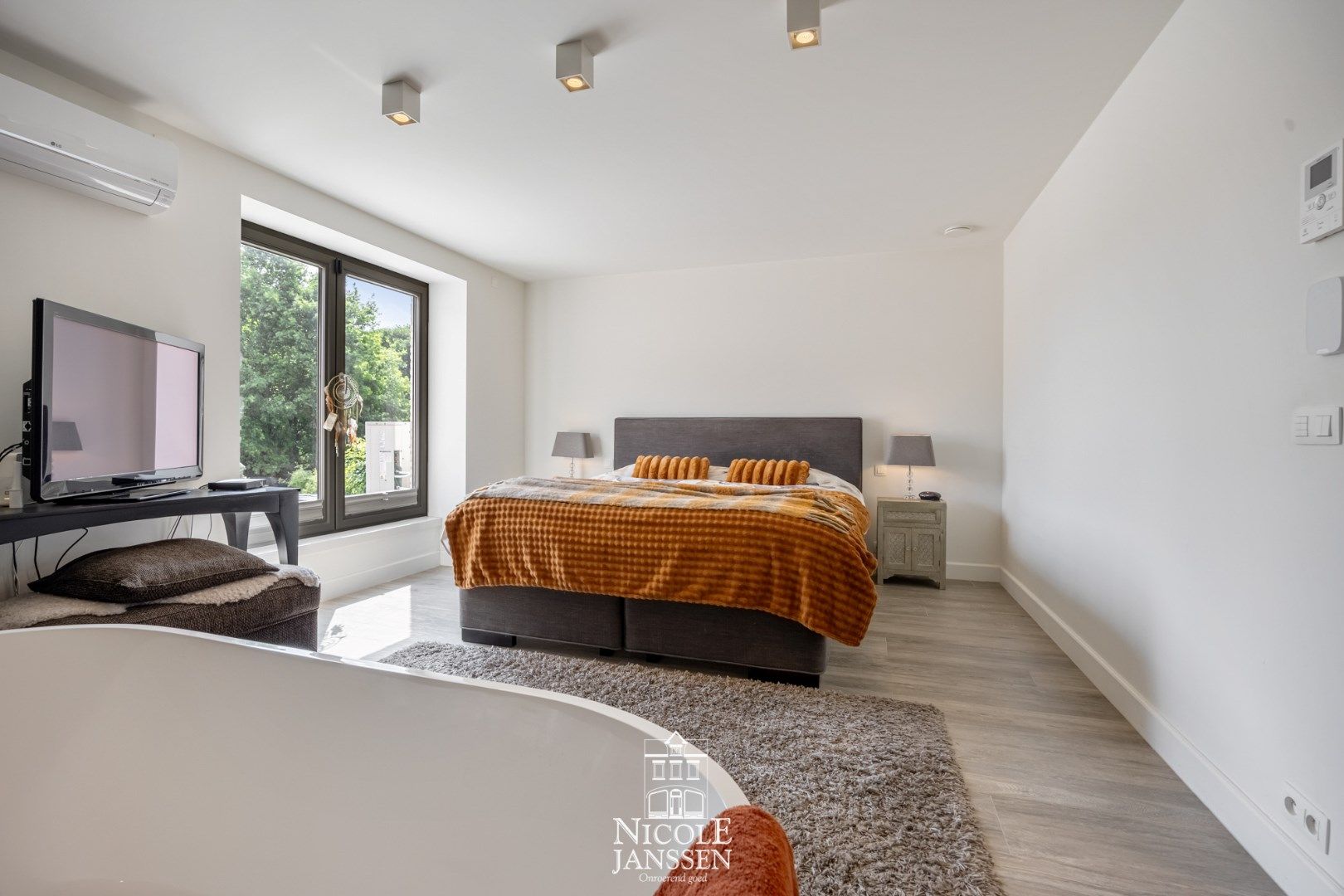 Exclusieve, karaktervolle villa foto 13