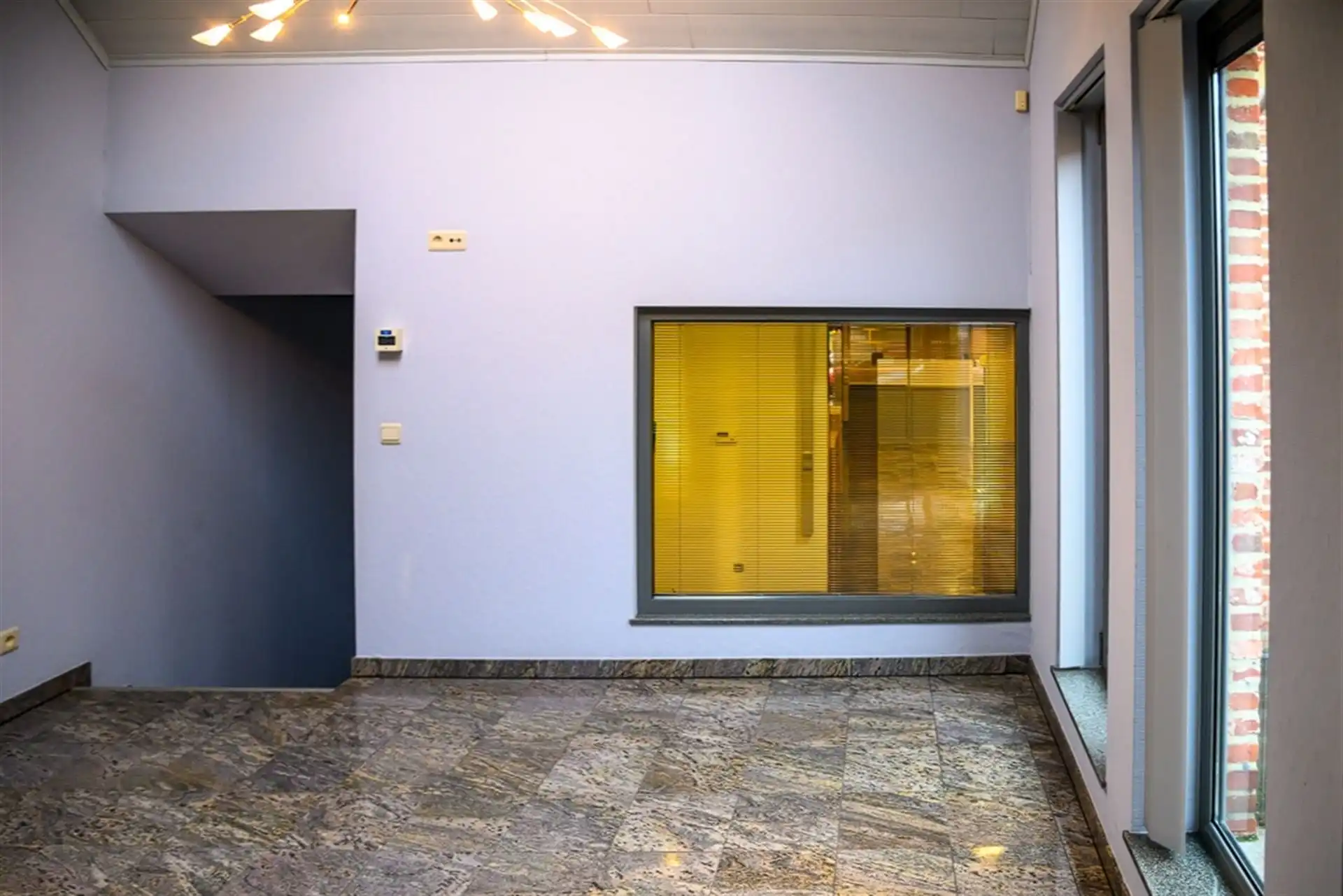 Gelijkvloers handelspand te Lummen. foto 15