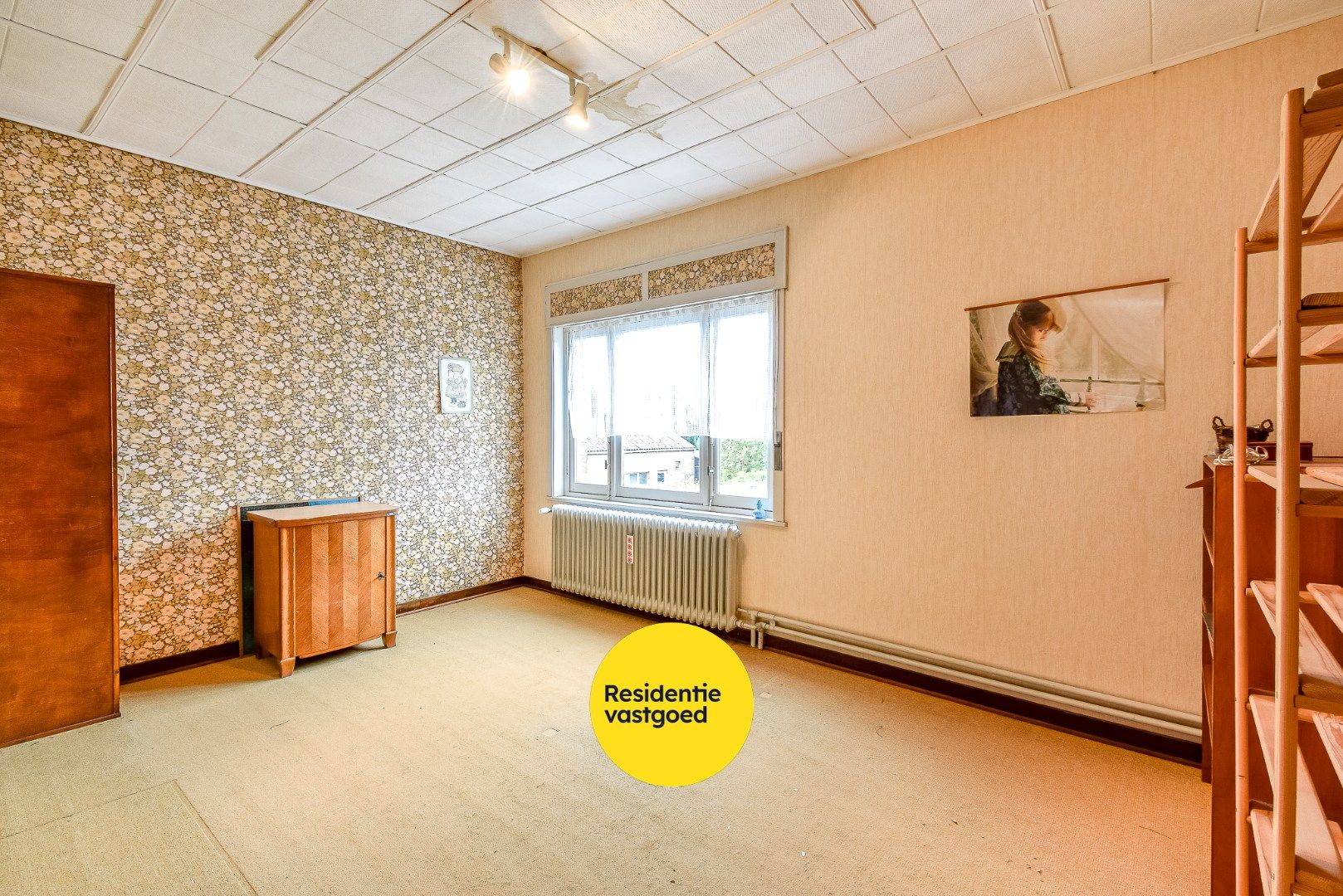 Ruim gesloten gezinswoning met inpandige garage en 4 slaapkamers in centrum Gistel foto 13