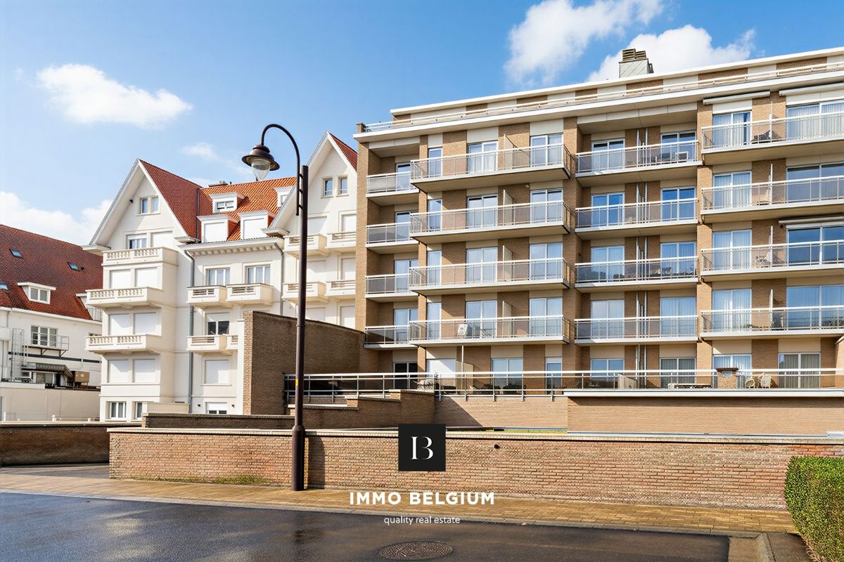 Appartement met ruim terras aan de achterkant van de dijk foto 12