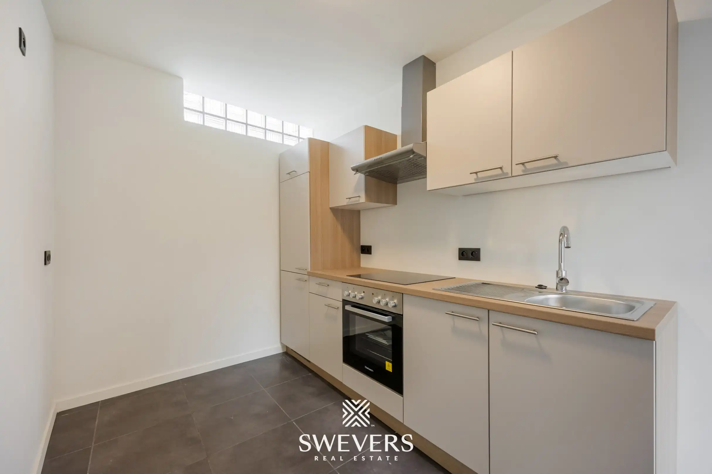 Stijlvol gerenoveerde gezinswoning met ruimte in overvloed te Borgloon foto 9