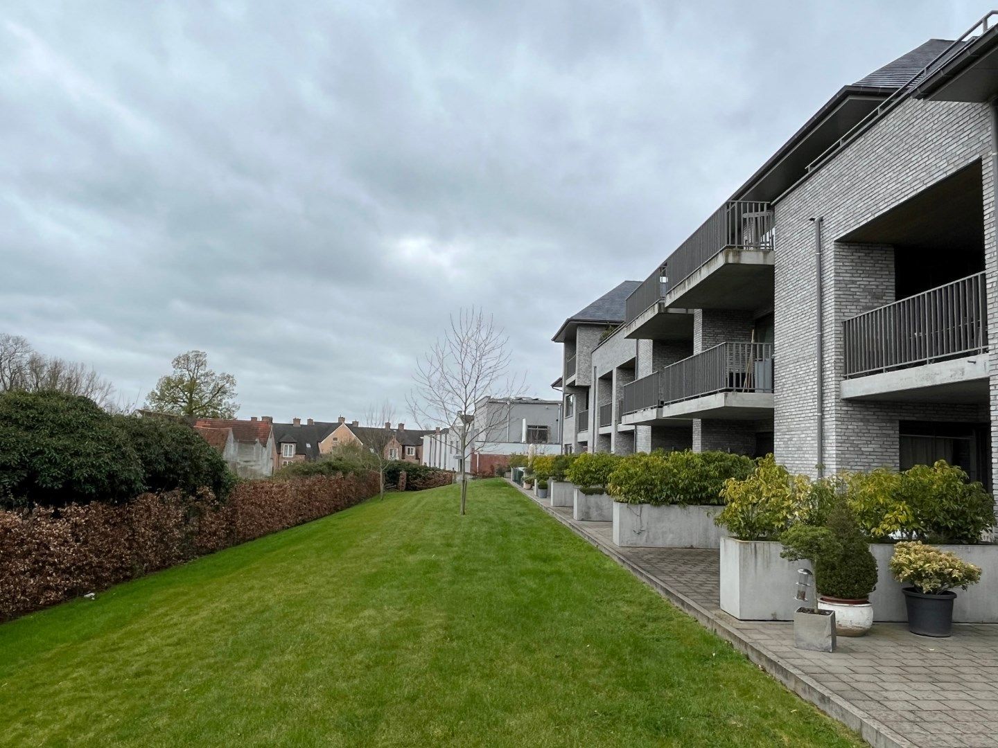 Hedendaags 2-slpk-appartement met groot terras foto 28