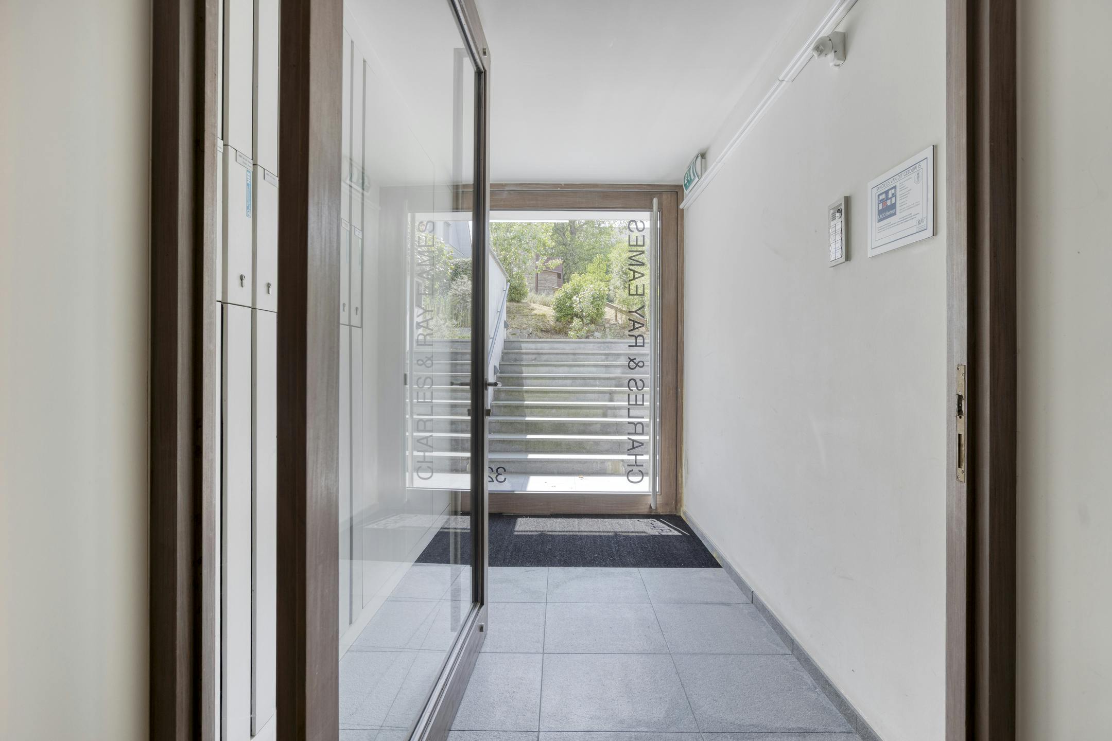 Modern appartement van Rietveld op enkele passen van zee! foto 20