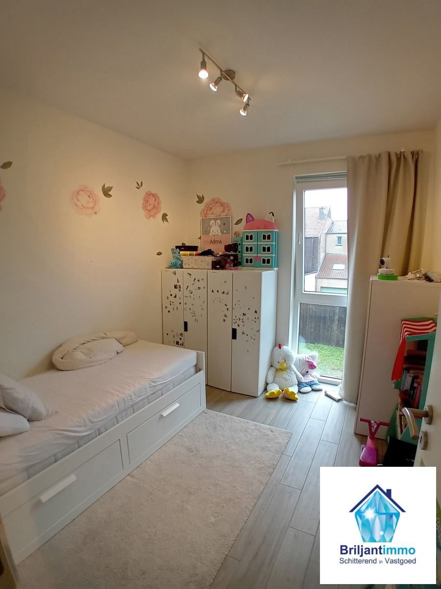 Lichtrijk en instapklaar 2-slpk app. met terras en garage  foto 6