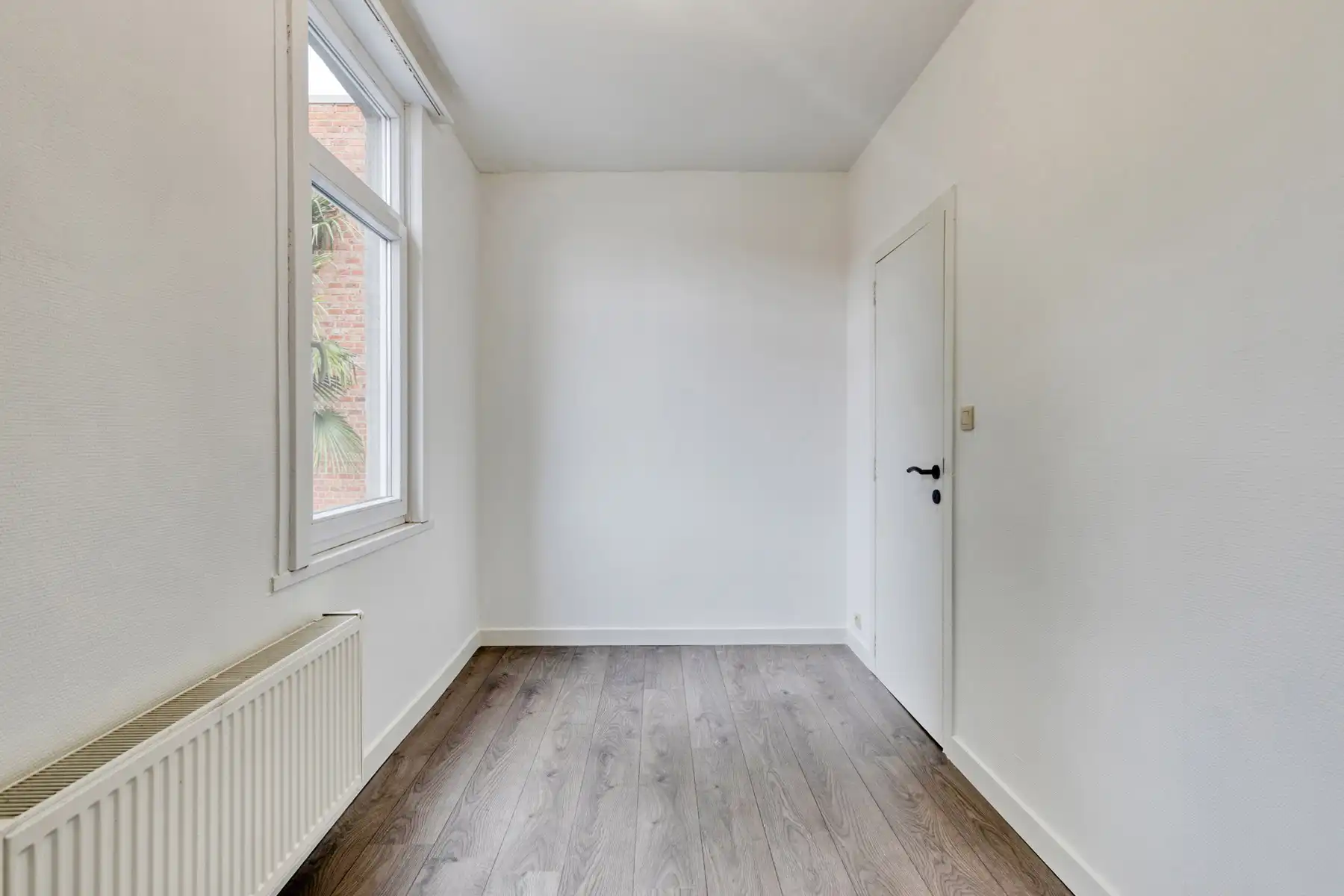 Gerenoveerde rijwoning met 3 slaapkamers in het centrum  foto 13