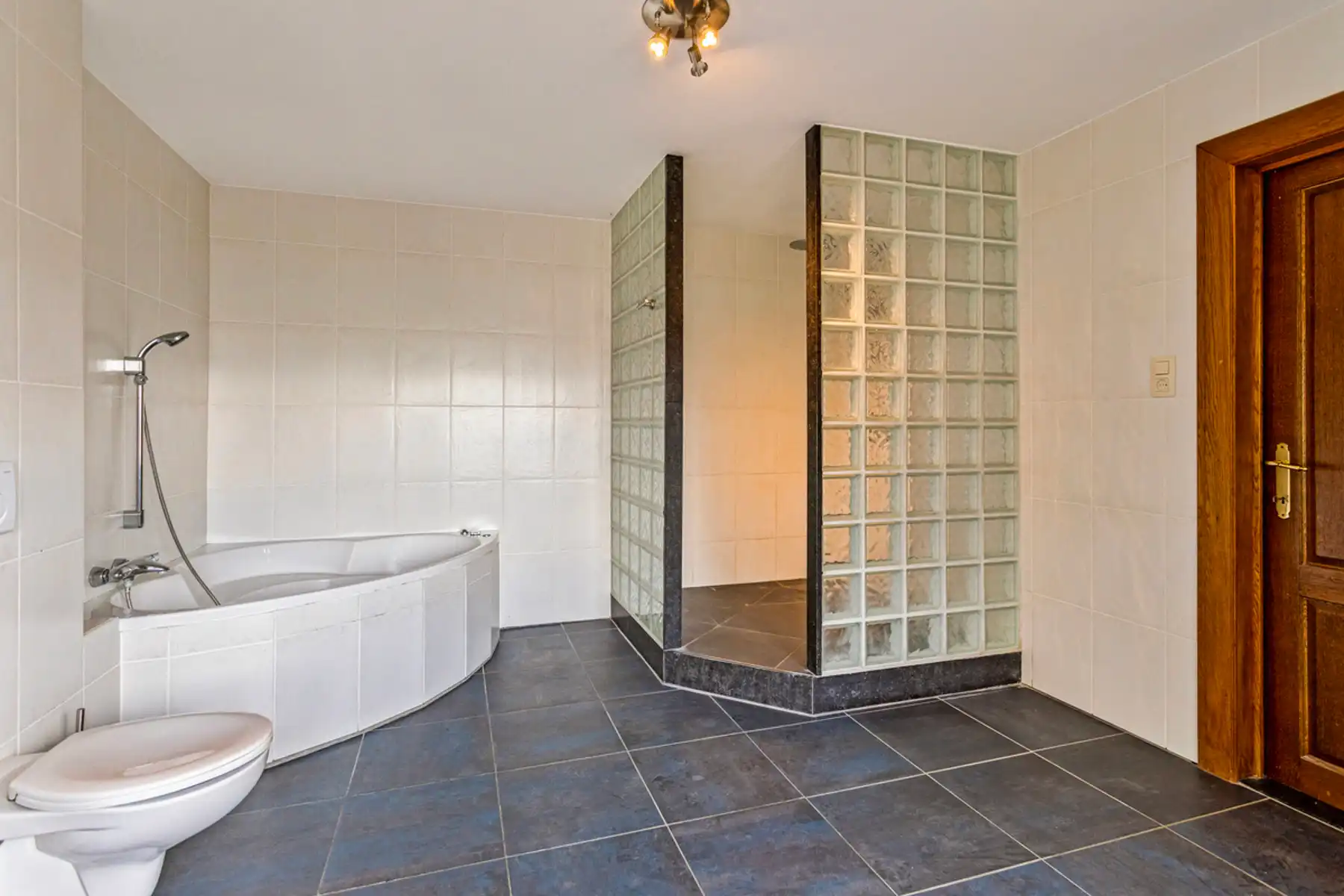 Huis te koop in Begijnendijk! foto 16