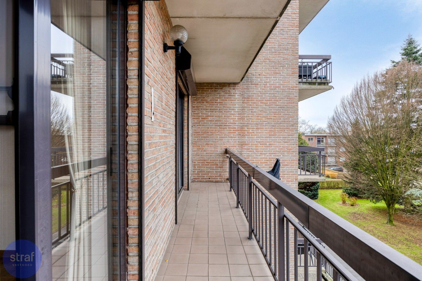 Ruim appartement in hartje Beveren foto 11