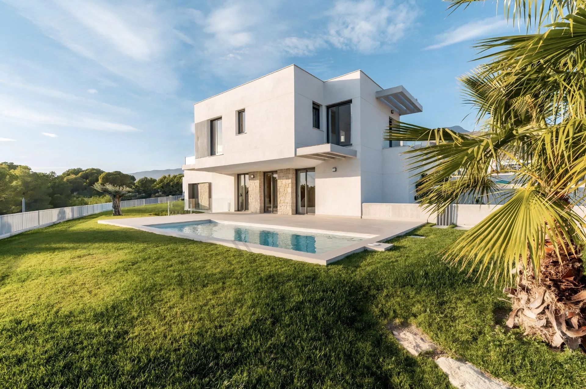 Eigentijdse villa’s in een prestigieus resort - luxe leven aan de Costa Blanca foto {{pictureIndex}}