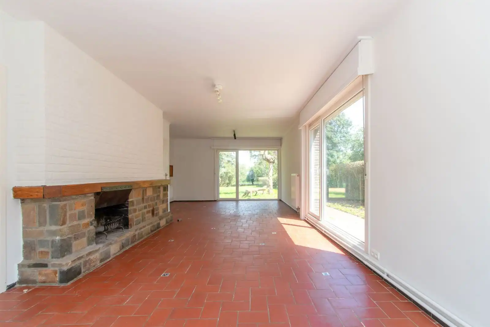 Woning met 5 slaapkamers op een terrein van 10 a 70 ca foto 6