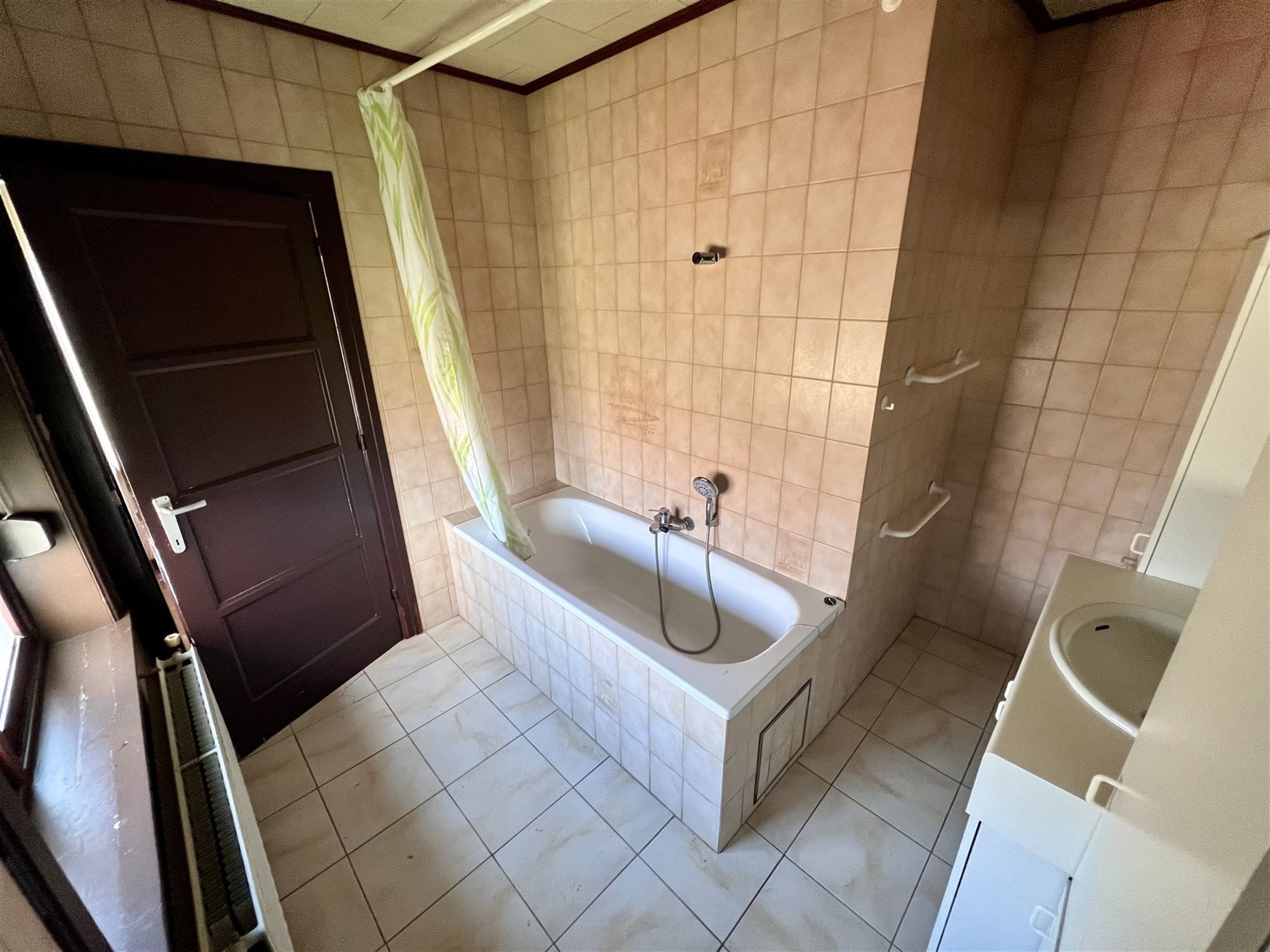 Uniek Pand van 385 m² met Onbeperkte Mogelijkheden foto 10