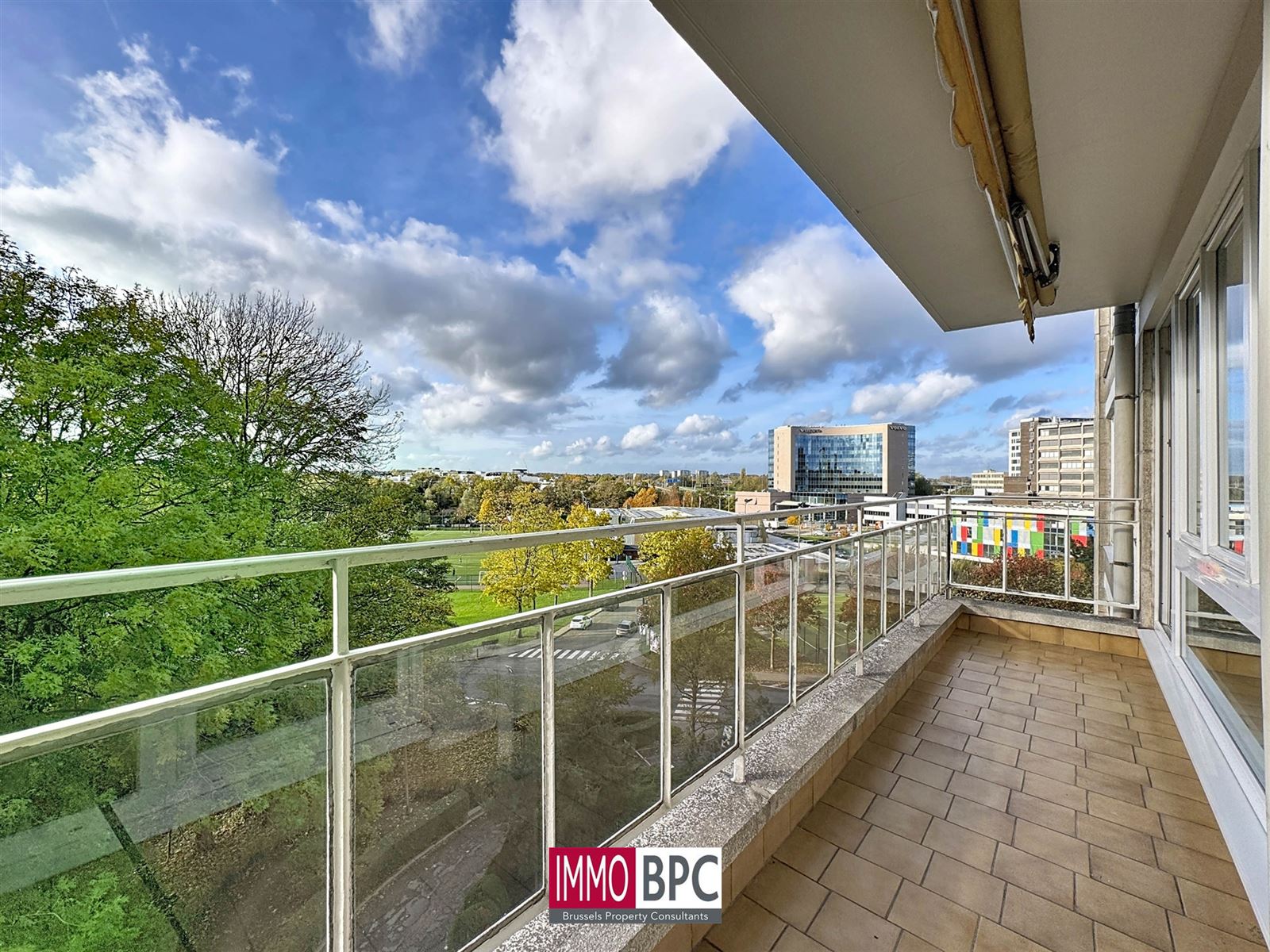 Licht appartement met 2 slaapkamers en terras foto 17