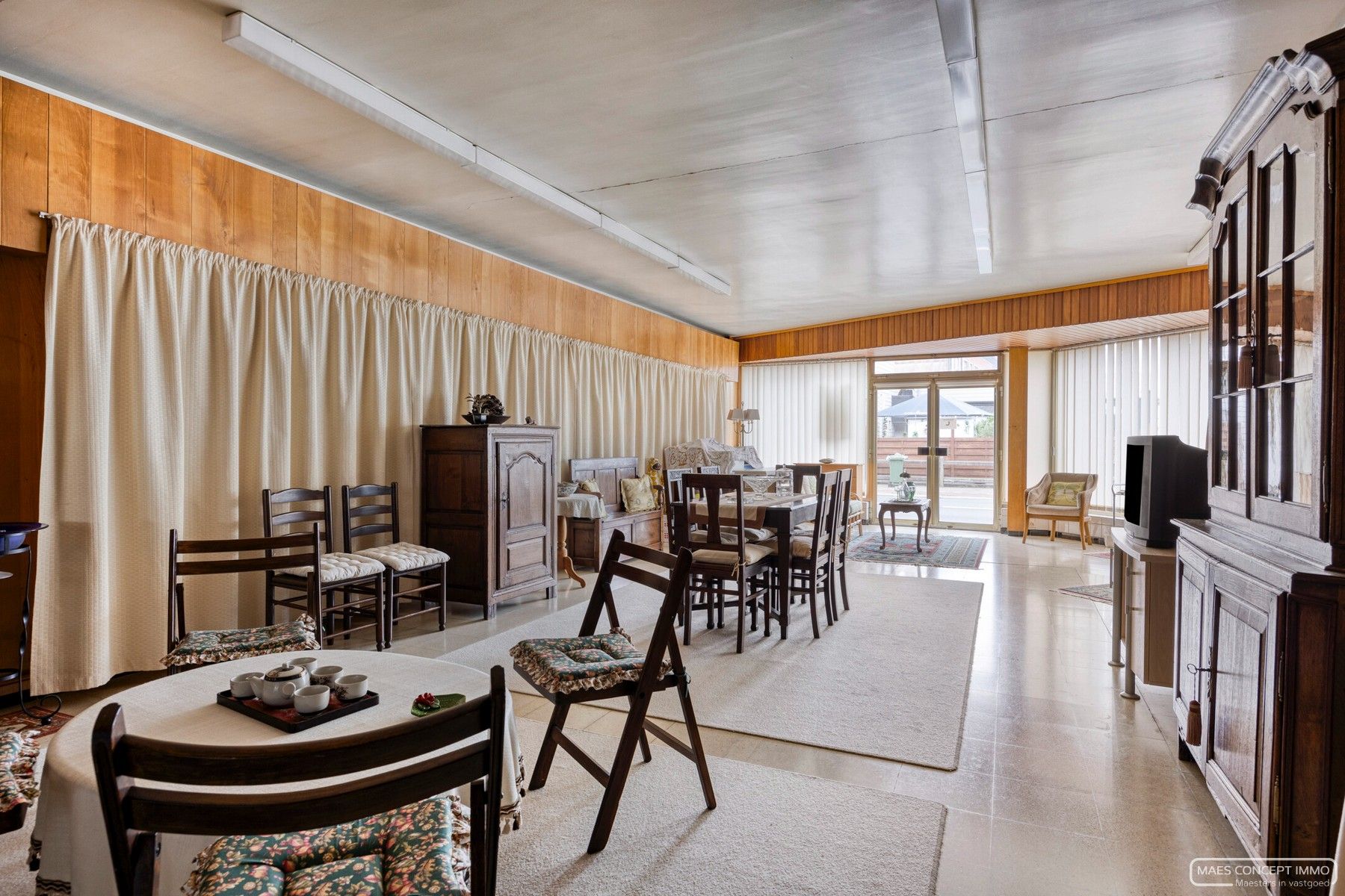 Handelsruimte met woning op topligging in Zulte foto 4