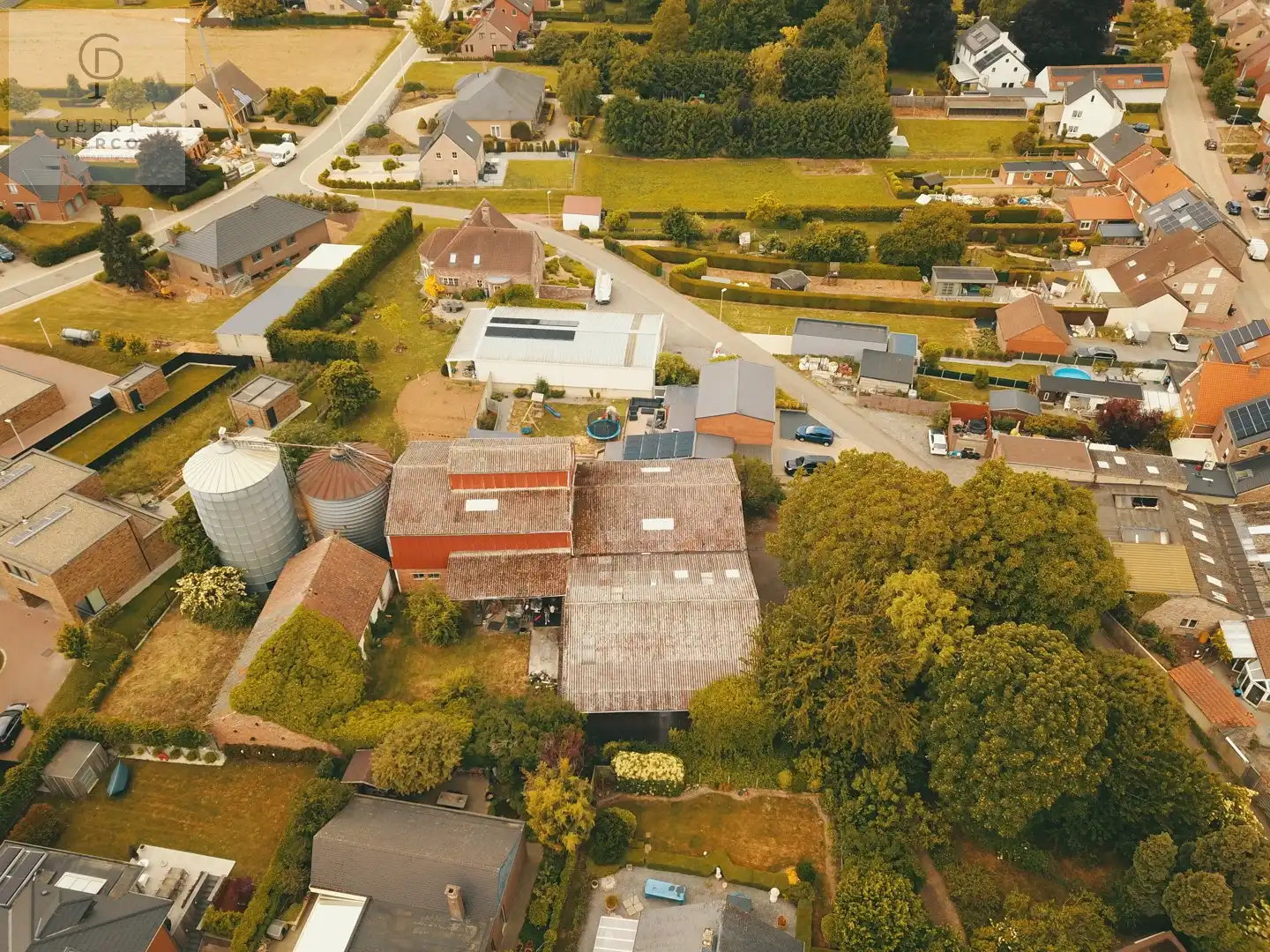 projectgrond met loods met kans op te splitsen in 2 bouwpercelen foto 7