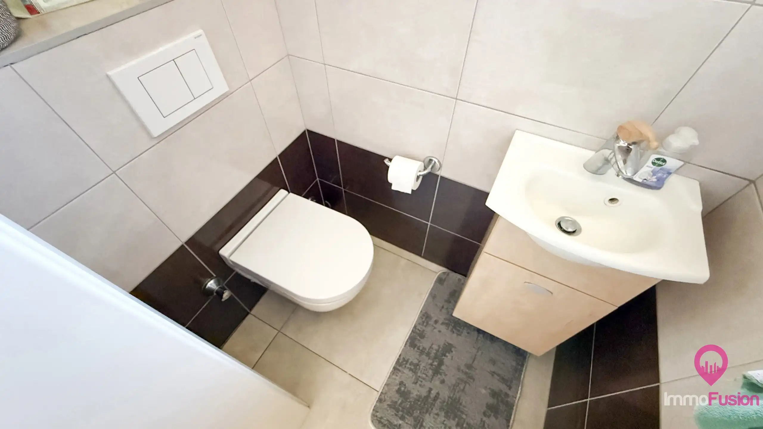 Instapklare gezinswoning met 3 slpk op toplocatie in HH! foto 16
