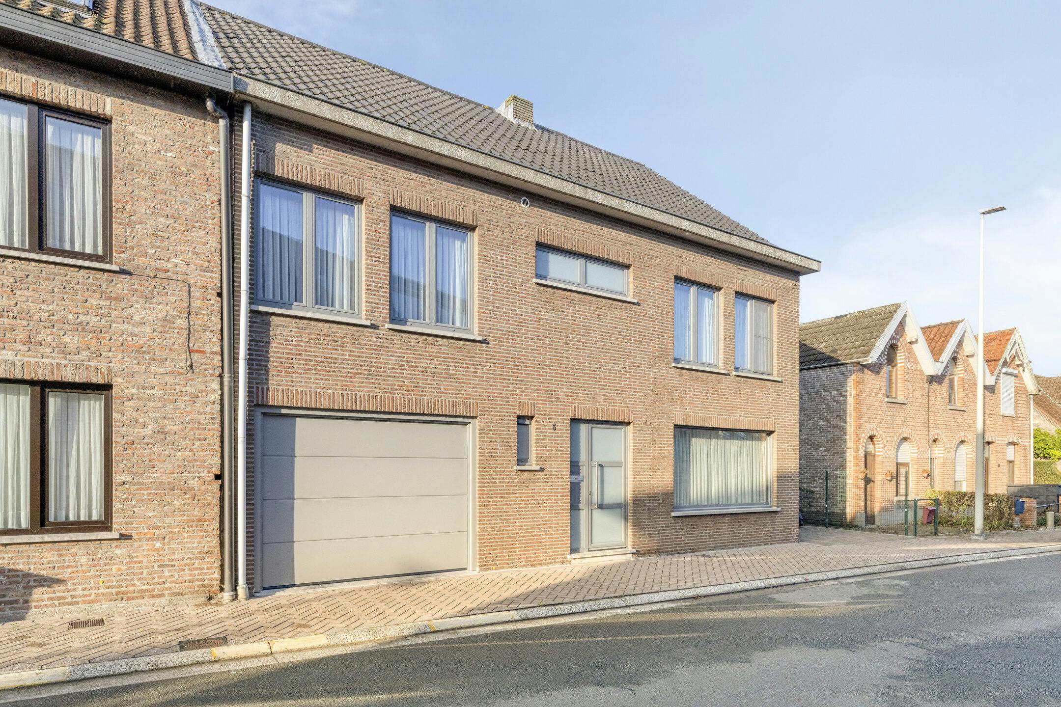 Ruime verzorgde gezinswoning in centrum Beveren foto 26