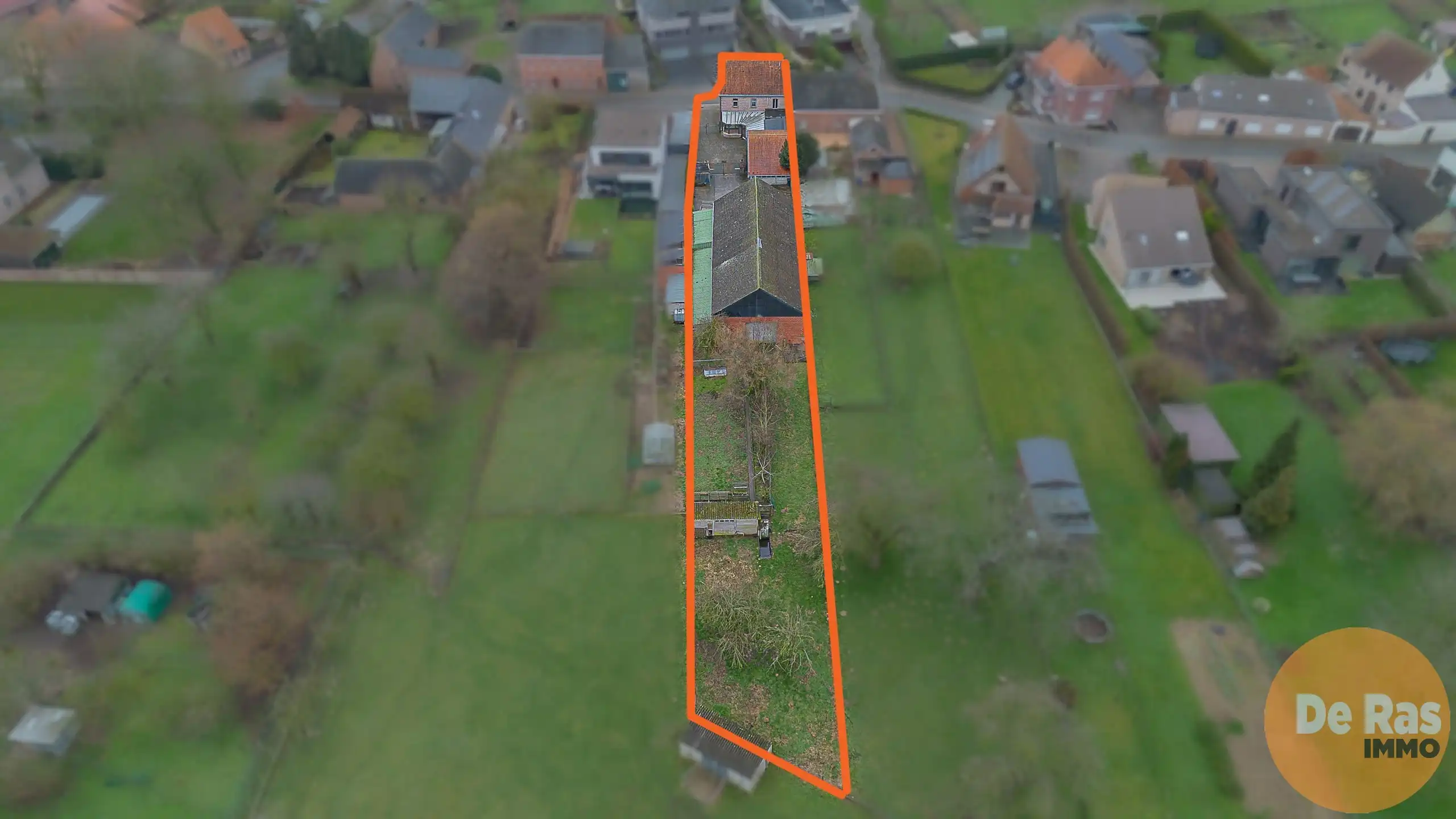 ROZEBEKE - Karakteristieke burgerwoning met loods foto 26