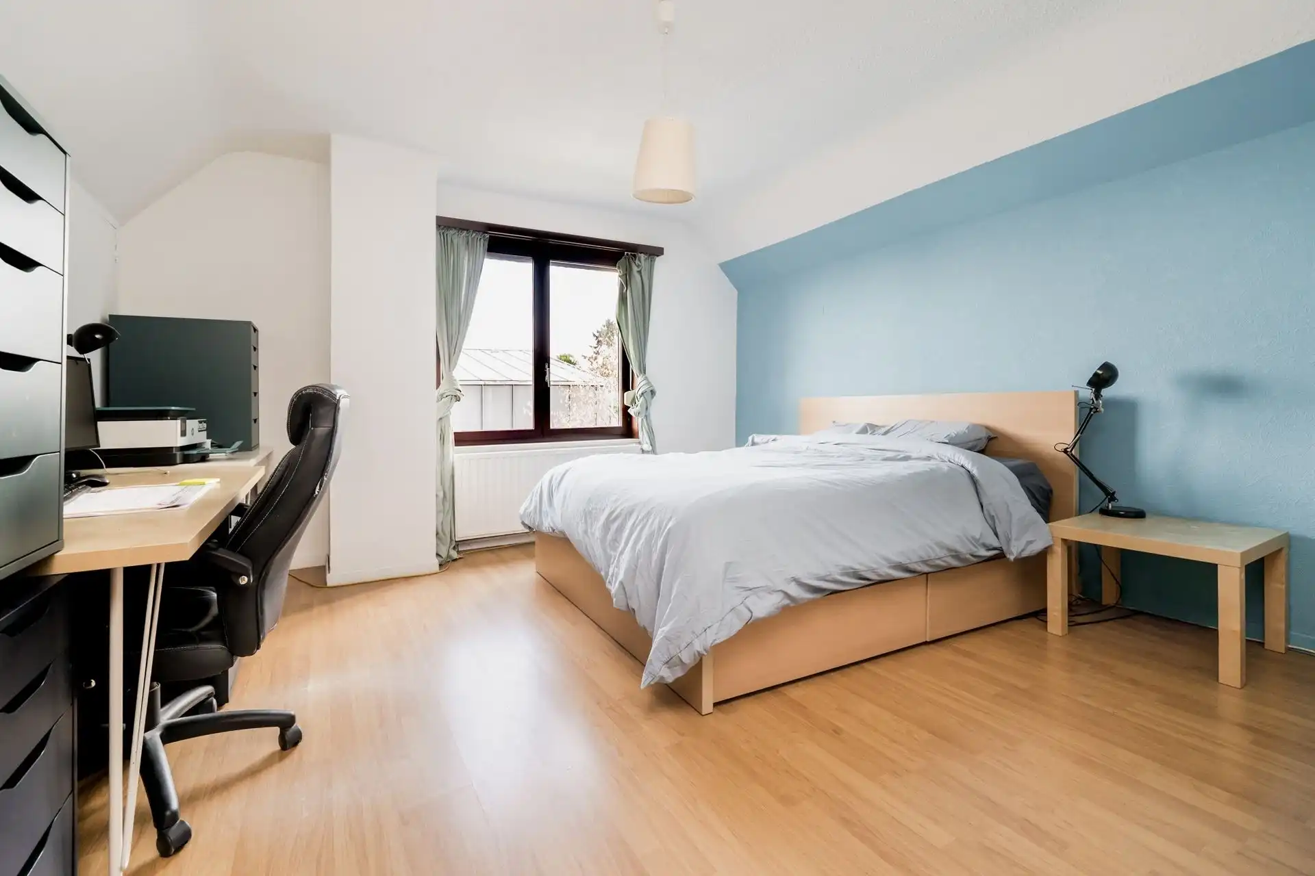 Huis met 3 slpk en zonnige tuin in rustige woonomgeving te Duffel foto 11