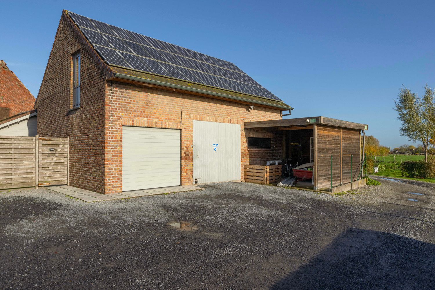 Alleenstaande woning met handelsruimte te Tielt. foto 18
