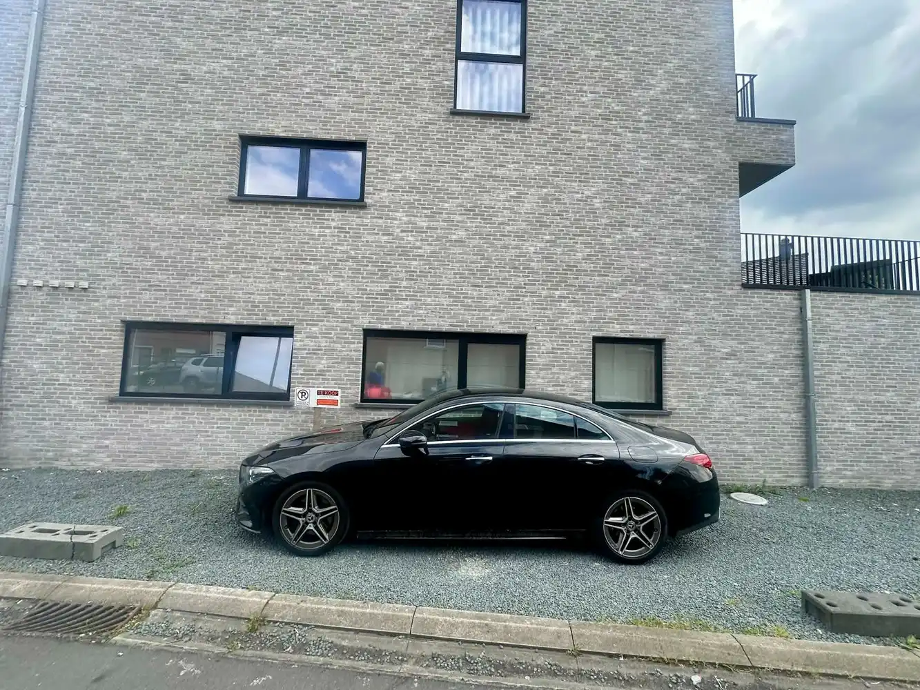 Carport te koop in centrum Ninove – Residentie GIGI foto 4