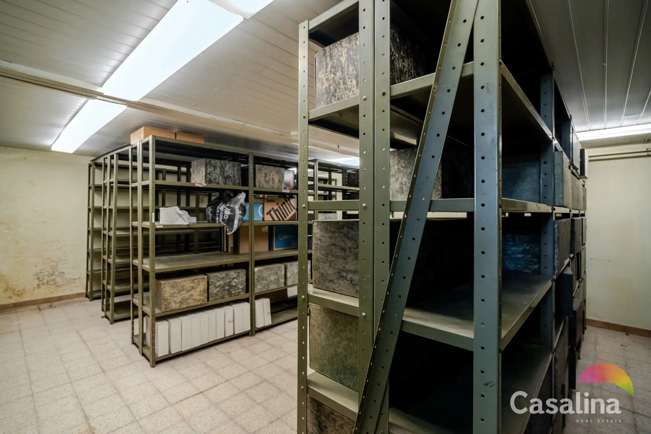 Kantoorgebouw met appartement & parkeerplaatsen  ±535m² foto 19