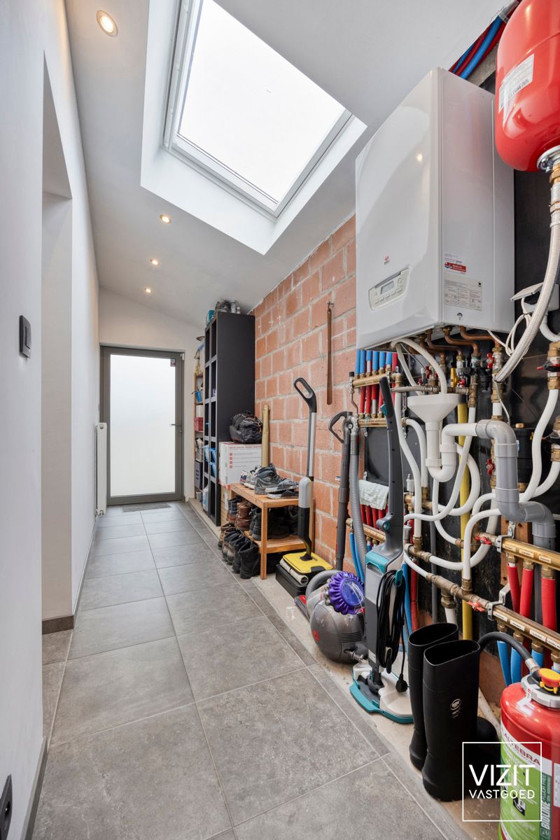 Karaktervolle woning met tuin en garage  foto 12