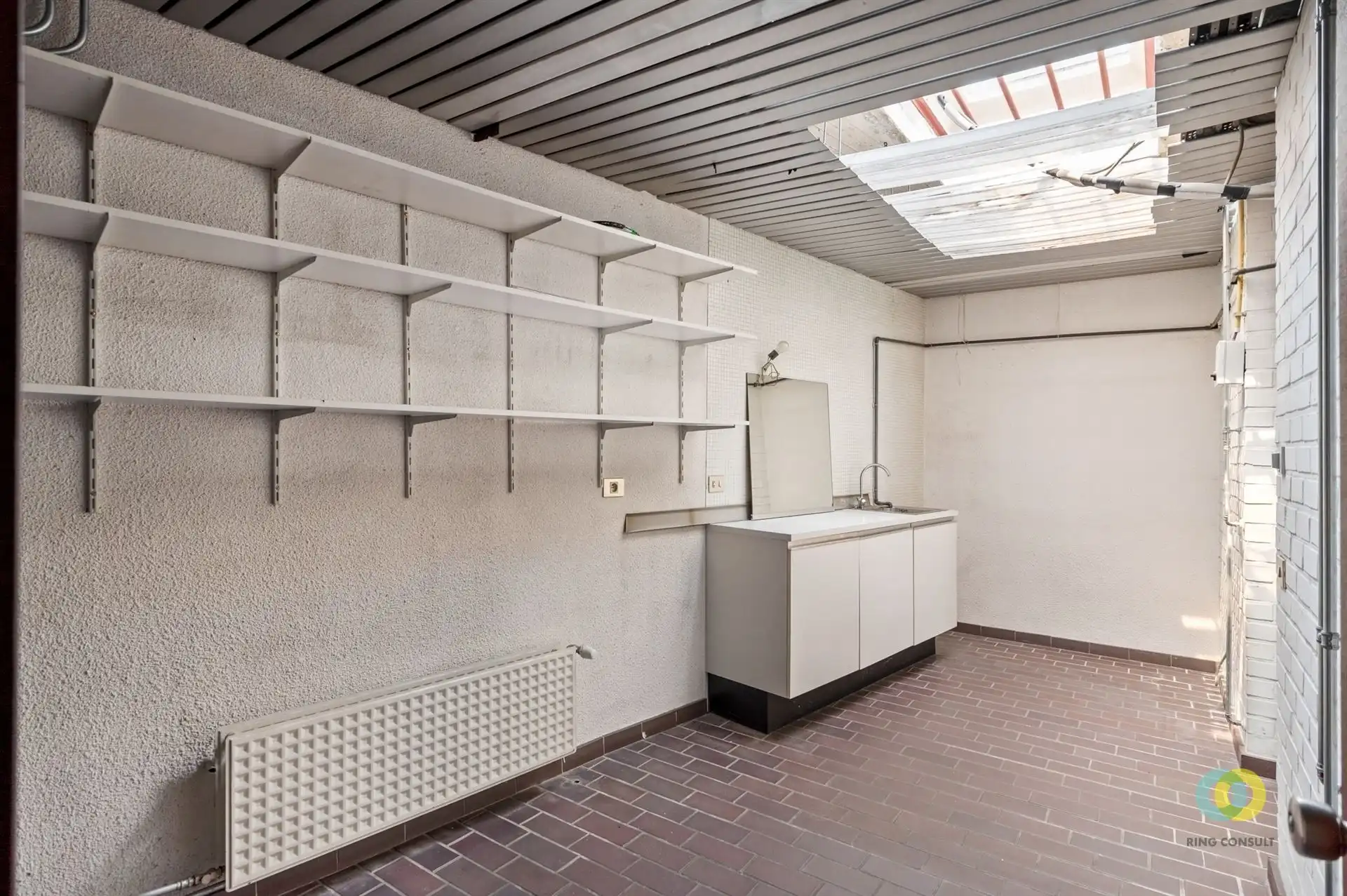 Buitengewoonhuis met kantoorruimte foto 21