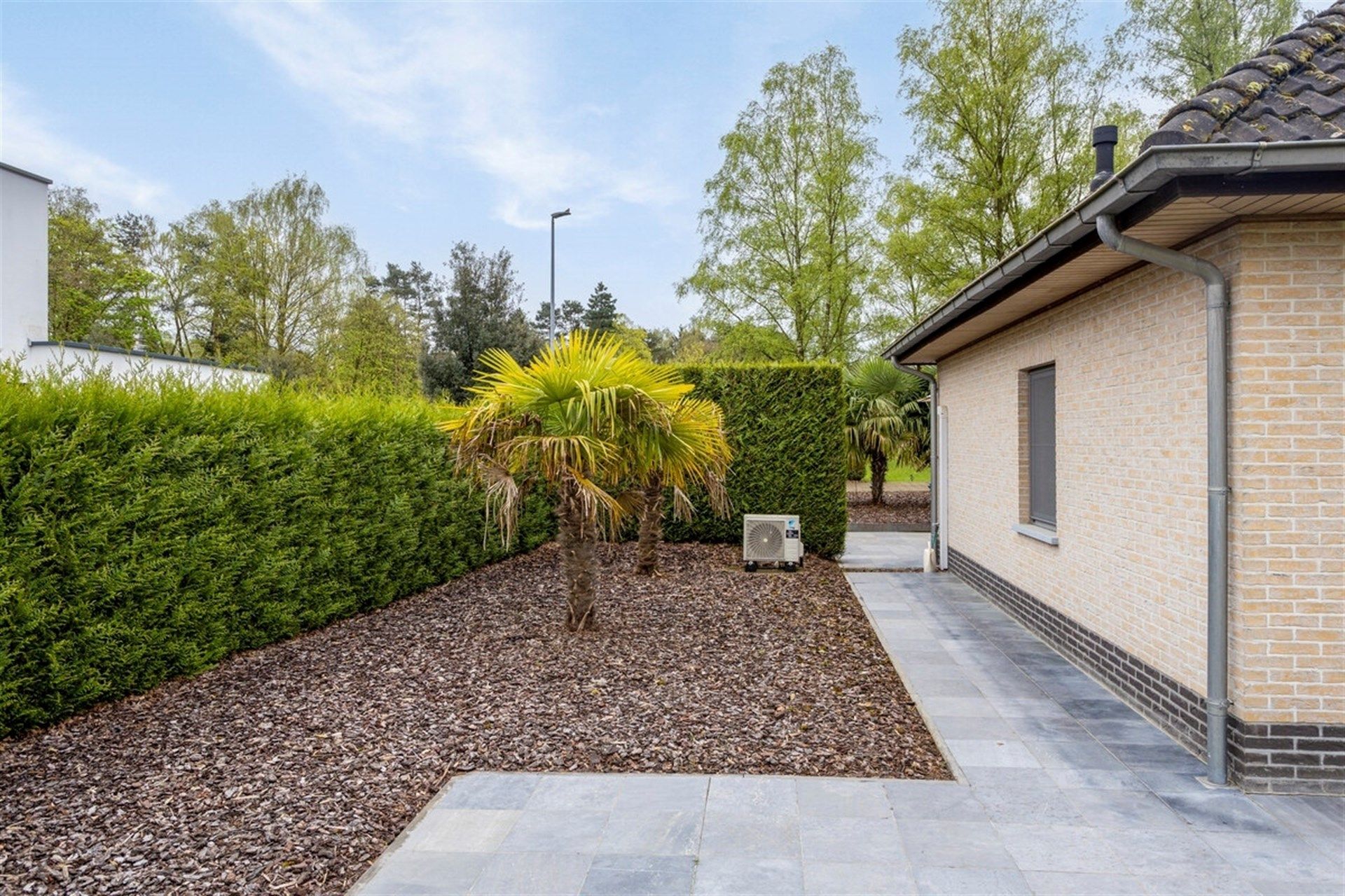 Mooie afgewerkte open bebouwing op een perceel van 1.392m² foto 15