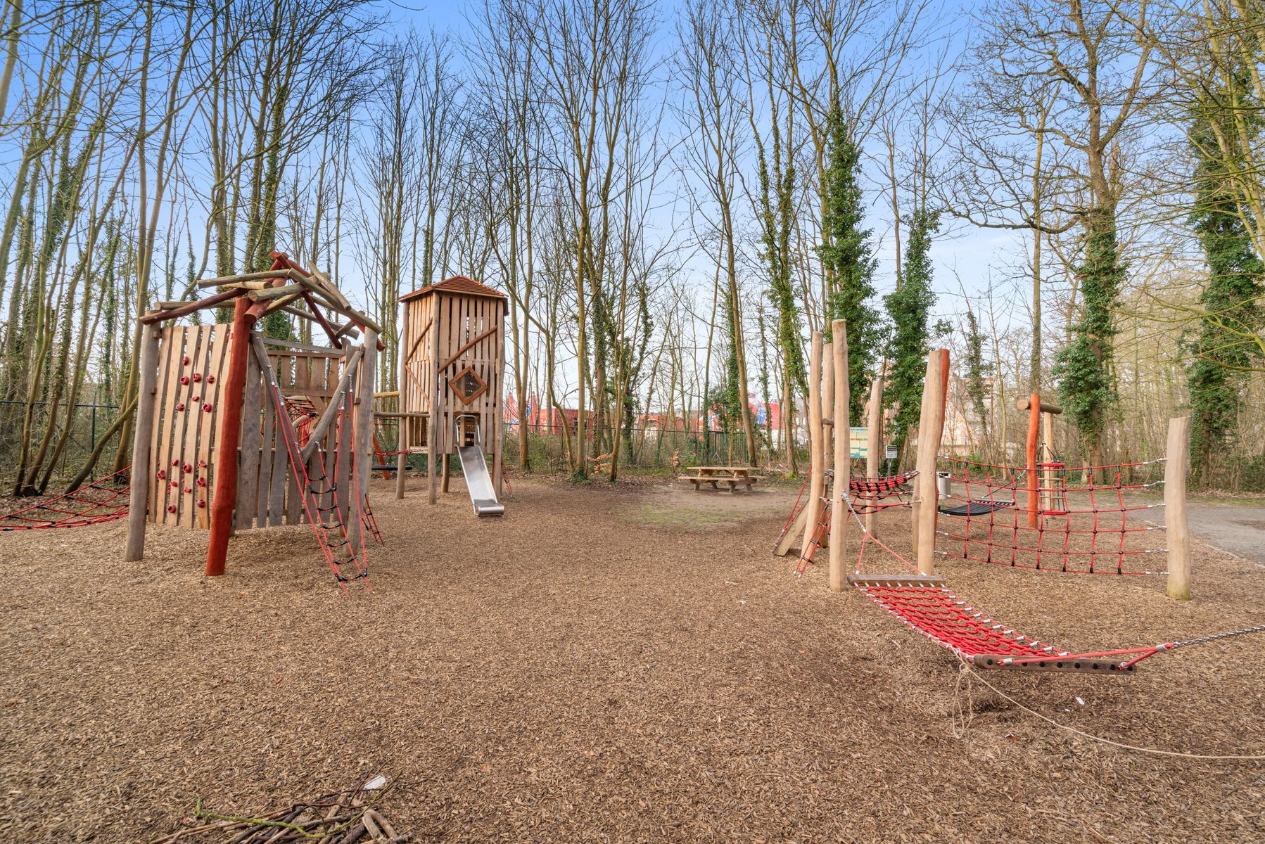 Interessante starterswoning nabij het park van Mesen - LEDE foto 12