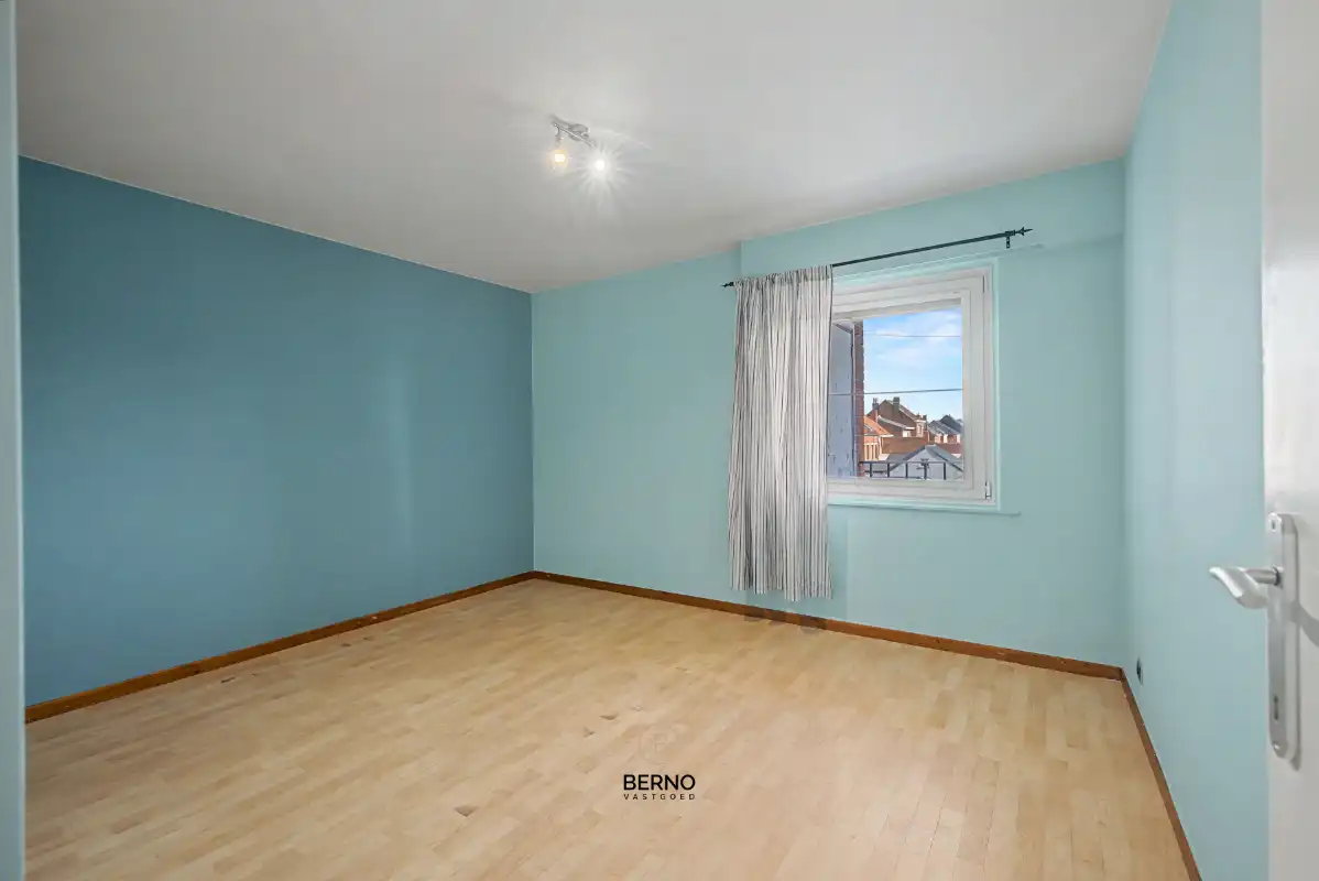 Centraal gelegen appartement met 2 slaapkamers foto 8