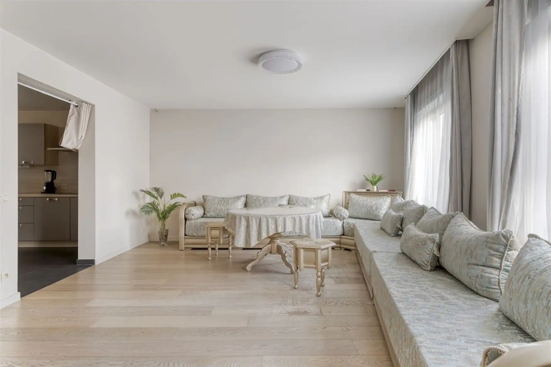 Instapklare woning met garage en conforme elektriciteit. foto 2