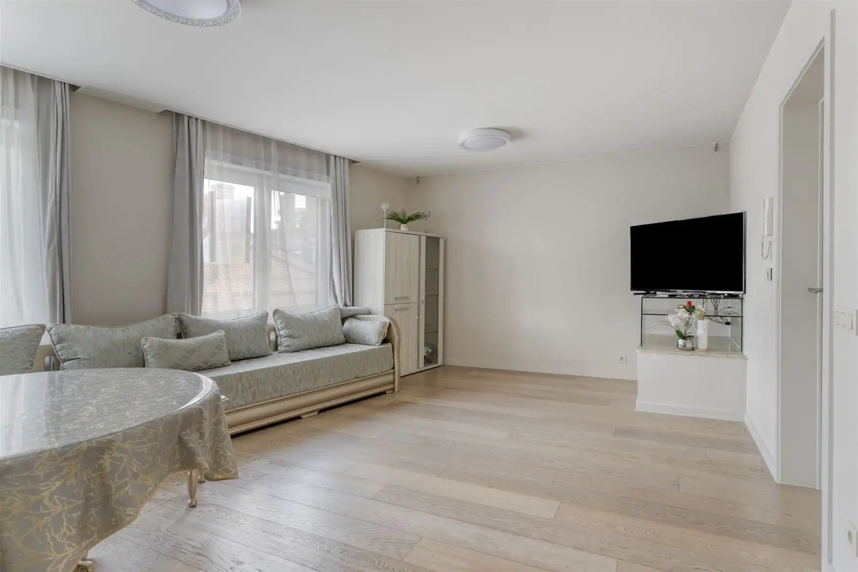 Instapklare woning met garage en conforme elektriciteit. foto 2